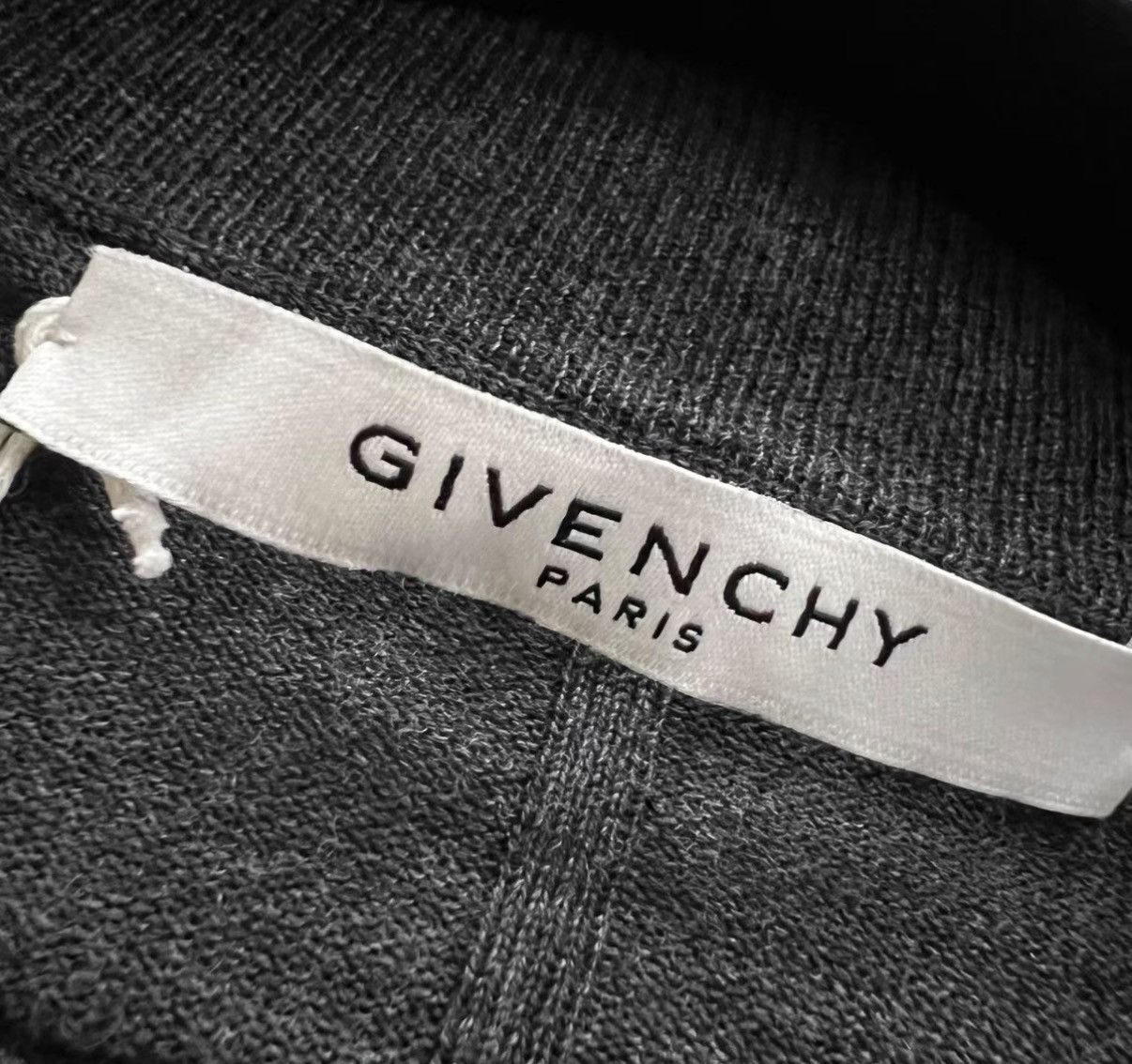 Givenchy Givenchy Dark Grey Knit Cardigan J41 Size US S / EU 44-46 / 1 - 3 Thumbnail