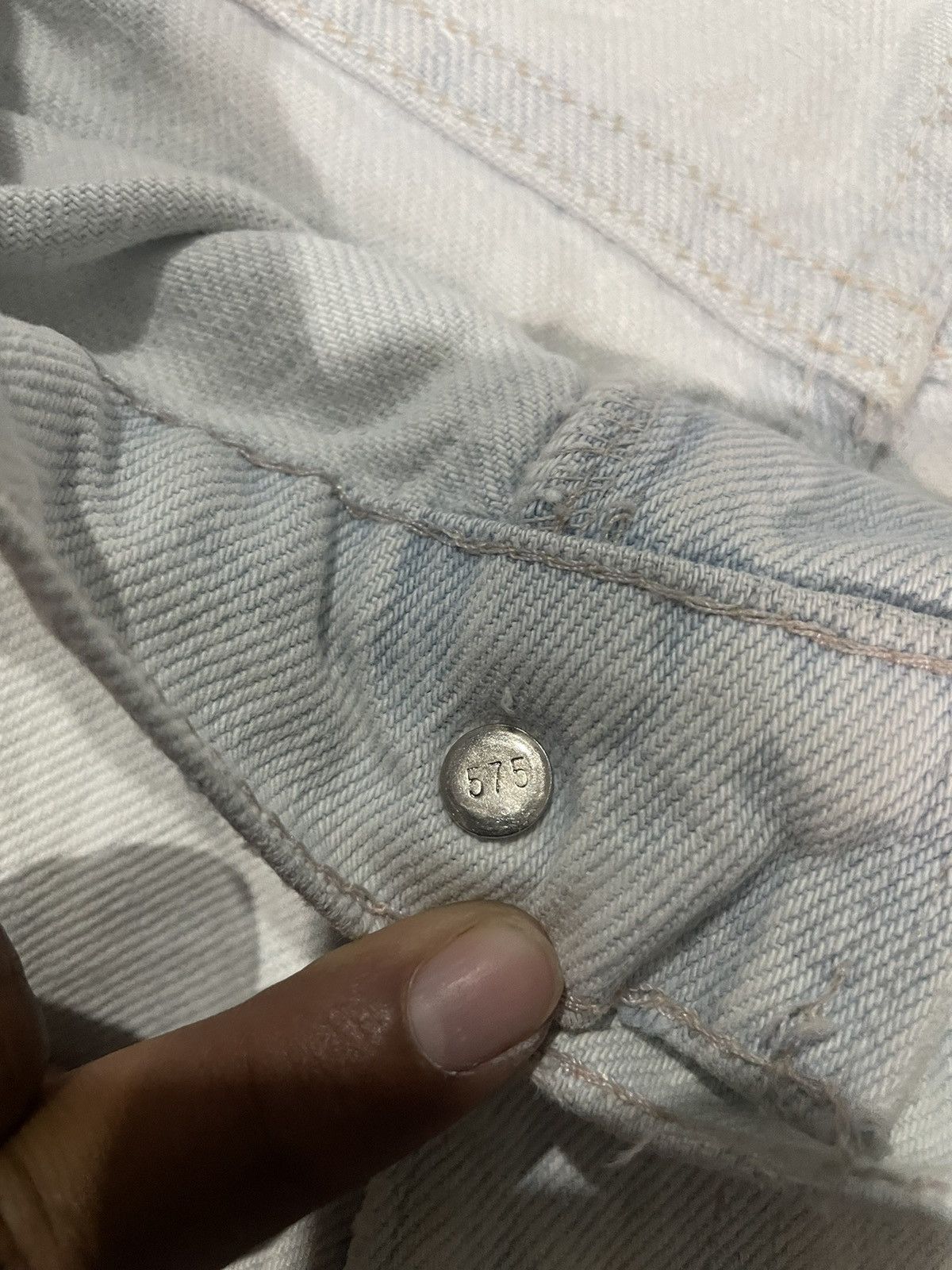 Levi's × Vintage Vintage Levi’s 550 Relaxed Fit Jeans Pants Button 575 90s Size US 35 - 3 Thumbnail