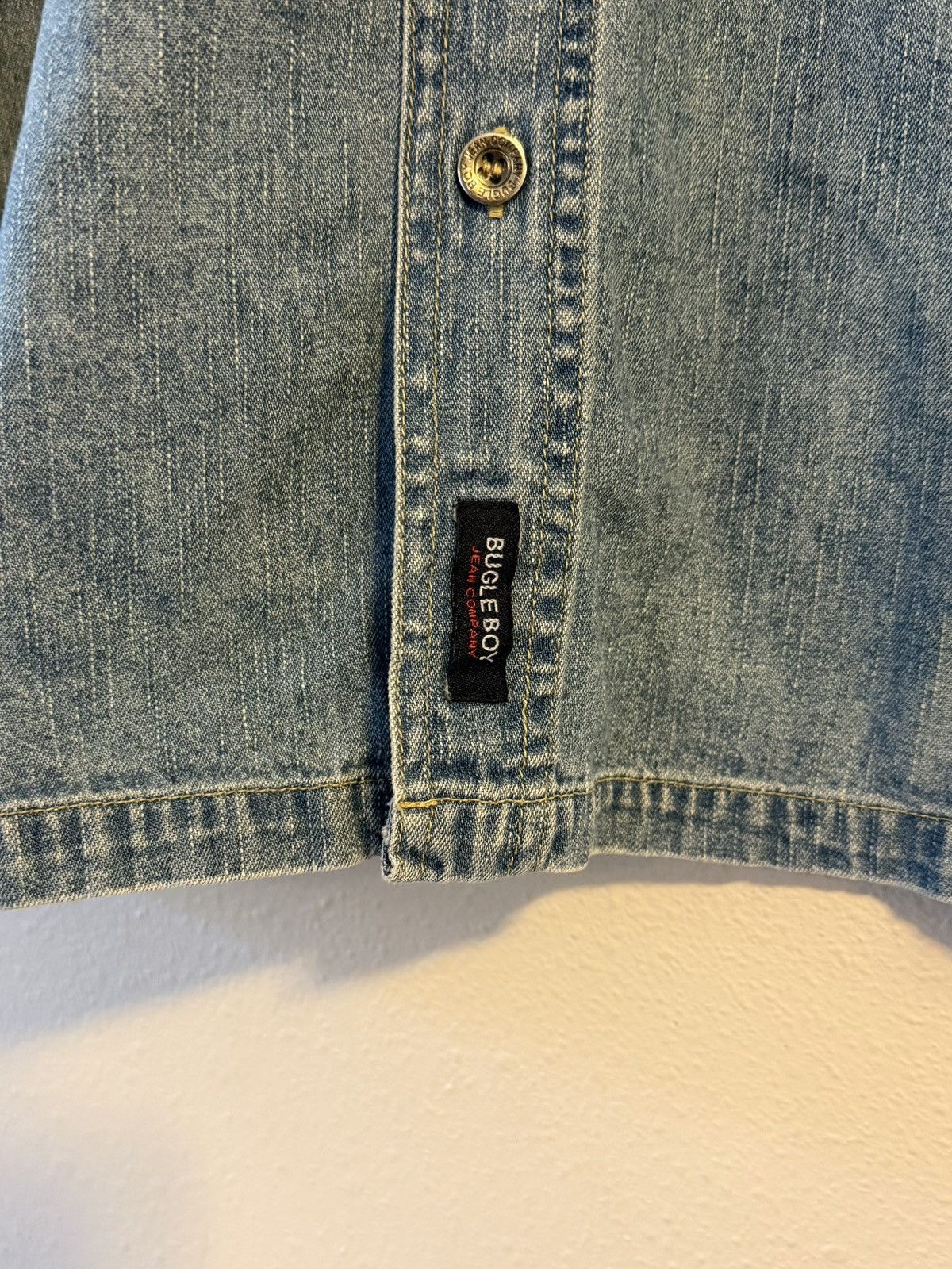 Bugle Boy vintage 90s y2k bugle boy denim shirt with eagle graphic Size US M / EU 48-50 / 2 - 5 Thumbnail