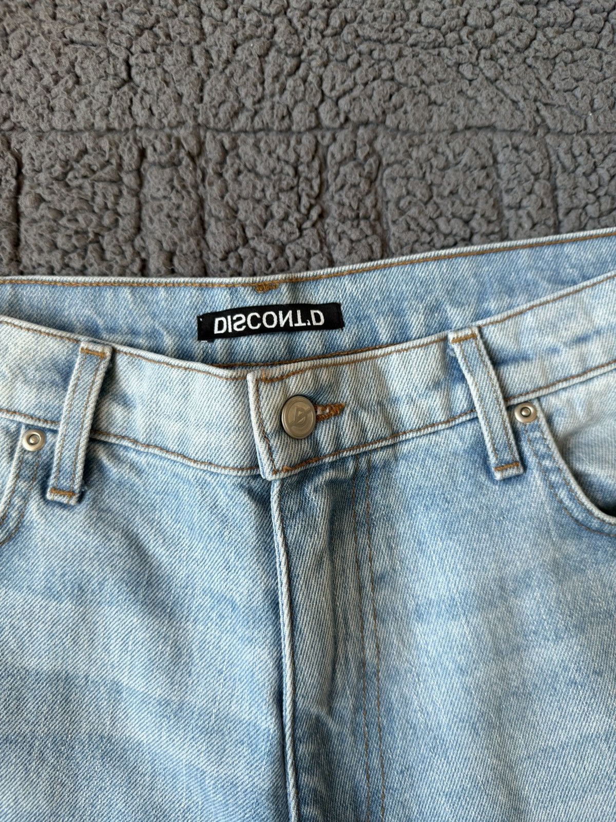 Other Discontd Light Wash Baggy Denim - Size 38 Size US 38 / EU 54 - 3 Thumbnail