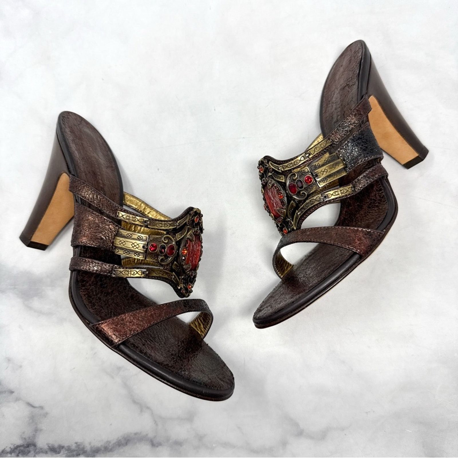 Giuseppe Zanotti NEW Giuseppe Zanotti Vicini Vintage Leather Jewel Mule Heels Size US 7 / IT 37 - 4 Thumbnail