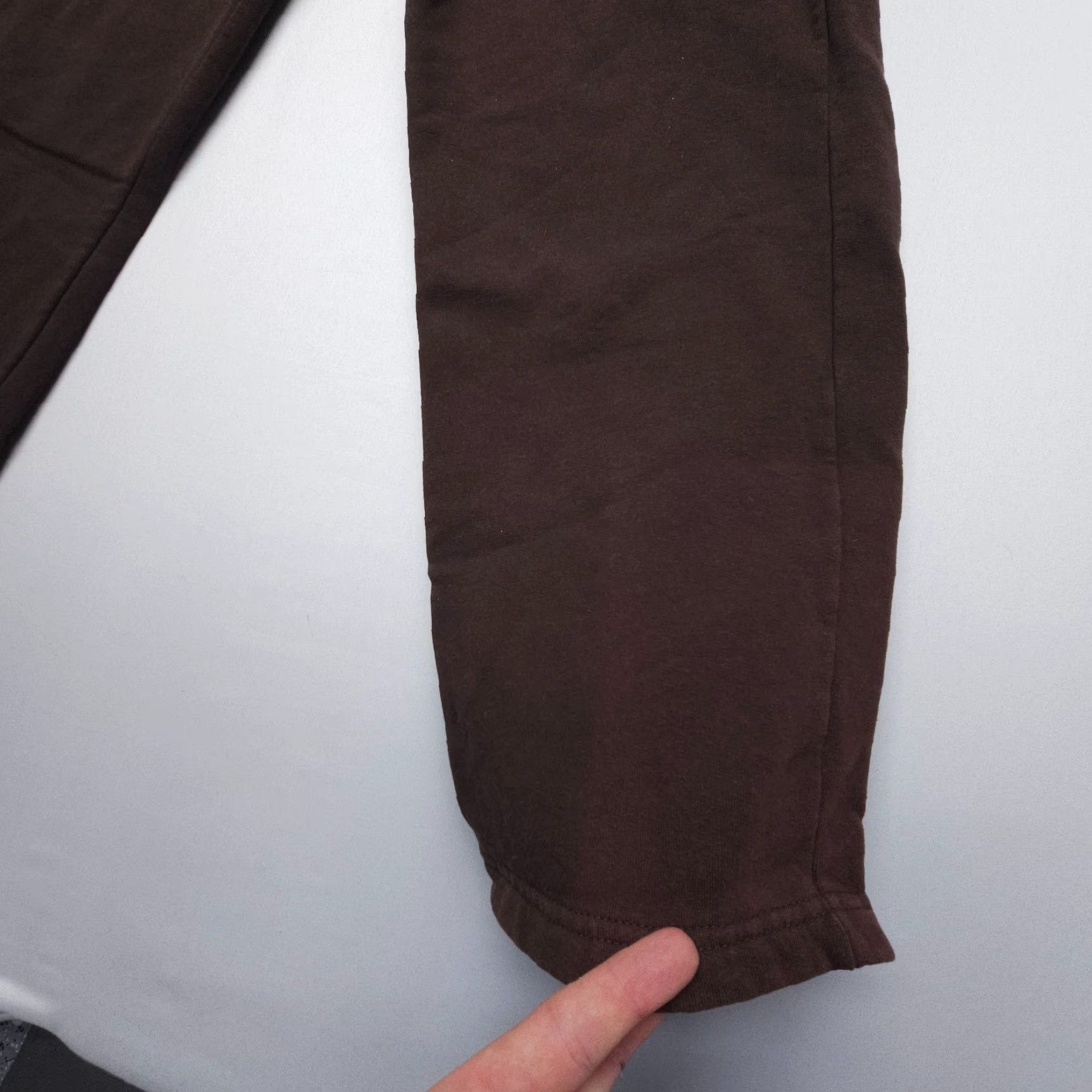 Vintage VINTAGE AND1 Cargo Sweatpants Mens XL Brown - Relaxed Fit, Drawstring, Pockets, Fleece Cotton Blend, 28in Inseam, Hip Hop Sportswear Size US 36 / EU 52 - 4 Thumbnail