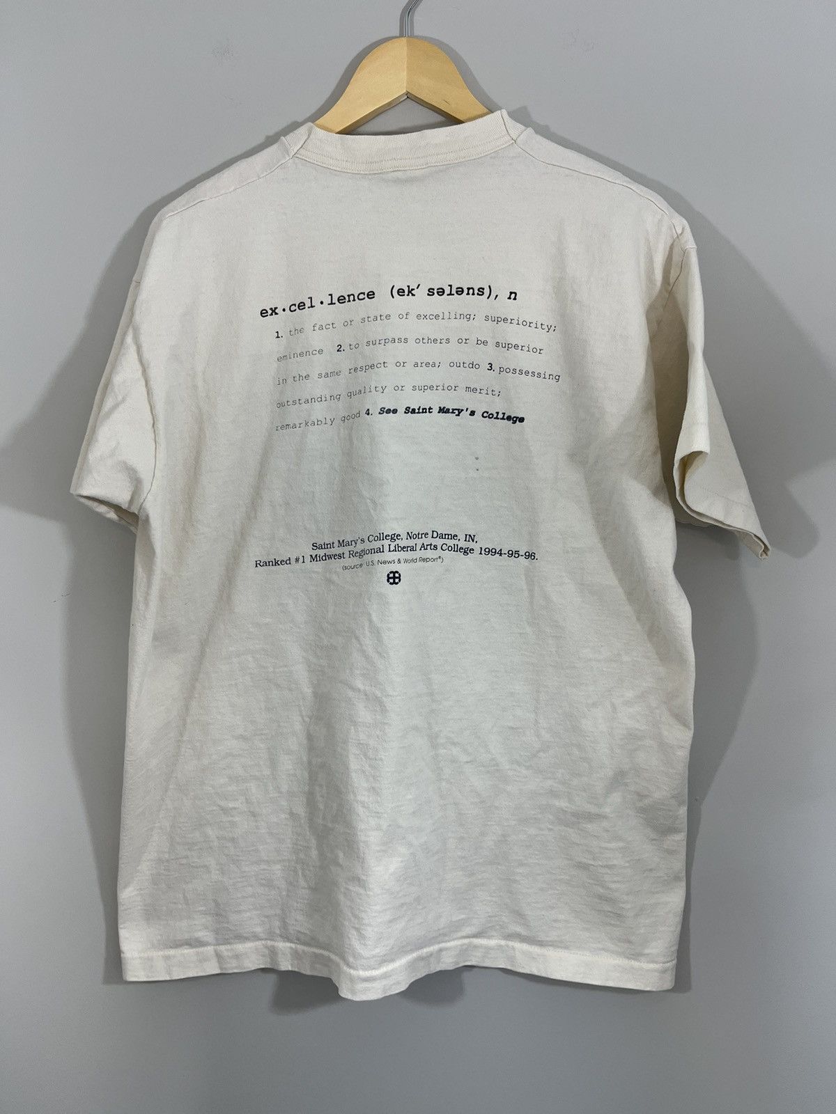 Vintage Vintage College Black White Photo Graphic University Tee Size US XL / EU 56 / 4 - 7 Thumbnail