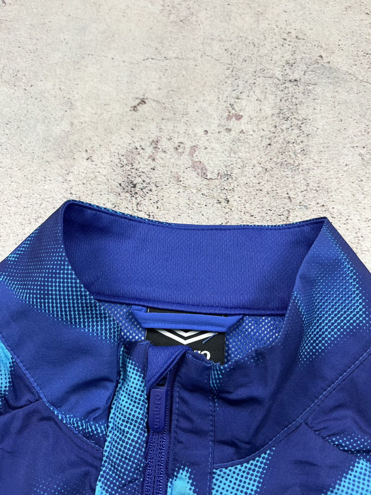 Umbro Umbro Ipswich Towm Football Jacket Training Soccer size M Size US M / EU 48-50 / 2 - 7 Thumbnail