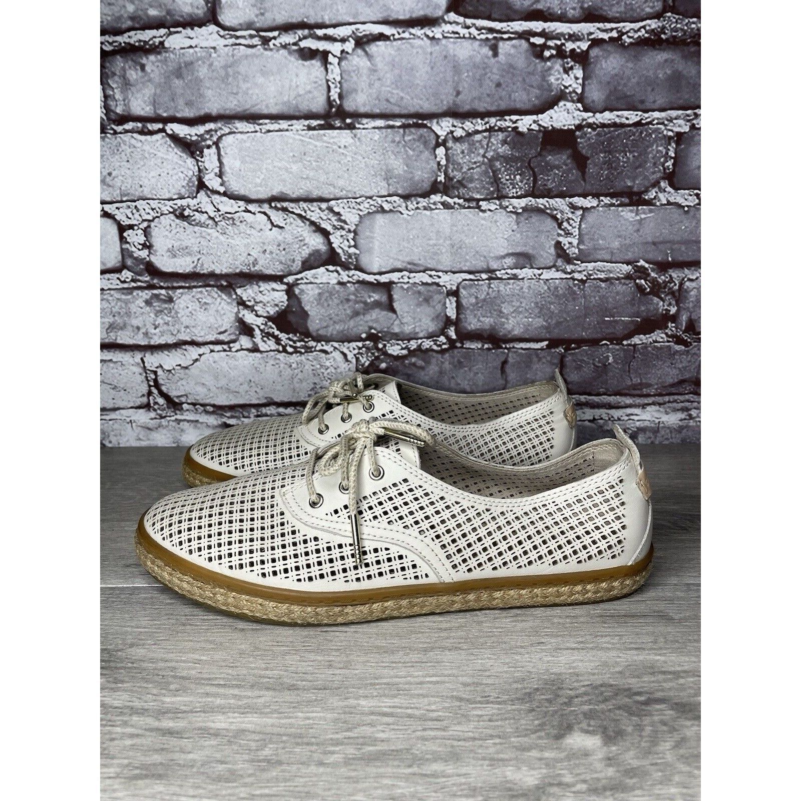 Cole Haan Cole Haan Ivory Leather Perforated Espadrilles Comfort Shoes Size US 8.5 / IT 38.5 - 1 Thumbnail