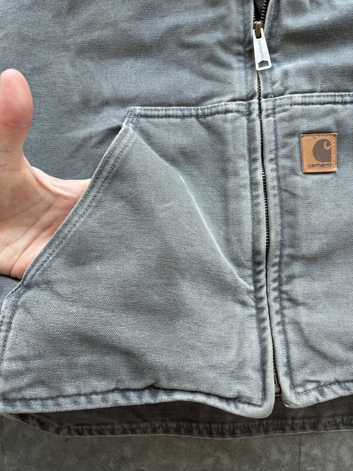 Carhartt Vintage Y2K Carhartt Vest Sherpa Lined Canvas Size US XL / EU 56 / 4 - 6 Thumbnail