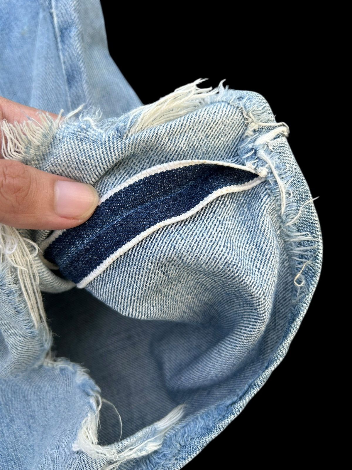 Japanese Brand × Kapital × Vintage THRASHED Levis Selvedge Vintage Distressed Short Denim Size US 32 / EU 48 - 3 Thumbnail