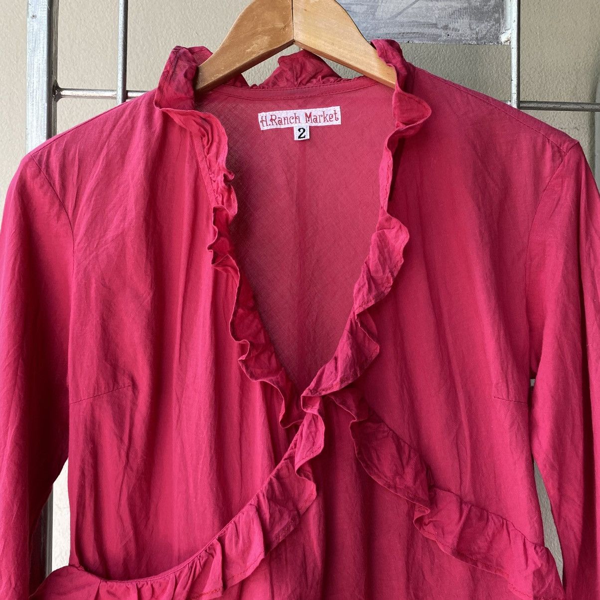 Designer × Japanese Brand H.Ranch Market Y2K Pink Ruffled V-Neck Blouse Size XS / US 0-2 / IT 36-38 - 3 Thumbnail