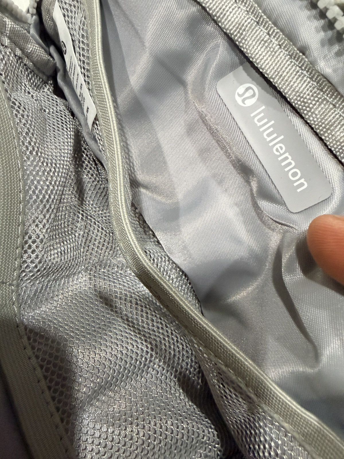 Lululemon Lululemon everywhere belt bag Size ONE SIZE - 8 Thumbnail