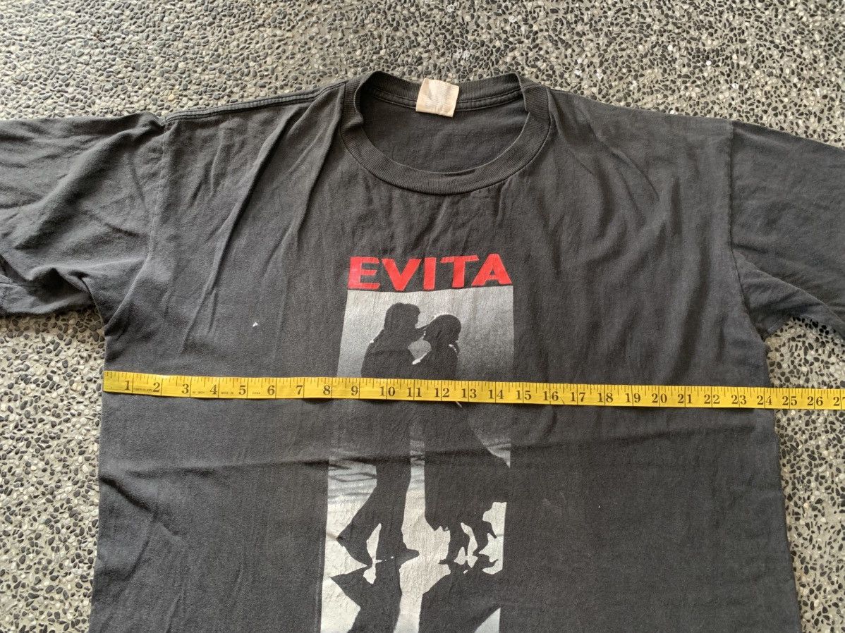 Vintage Vintage 90s Evita Musical Drama Film / Movie T shirt Size US XL / EU 56 / 4 - 8 Thumbnail