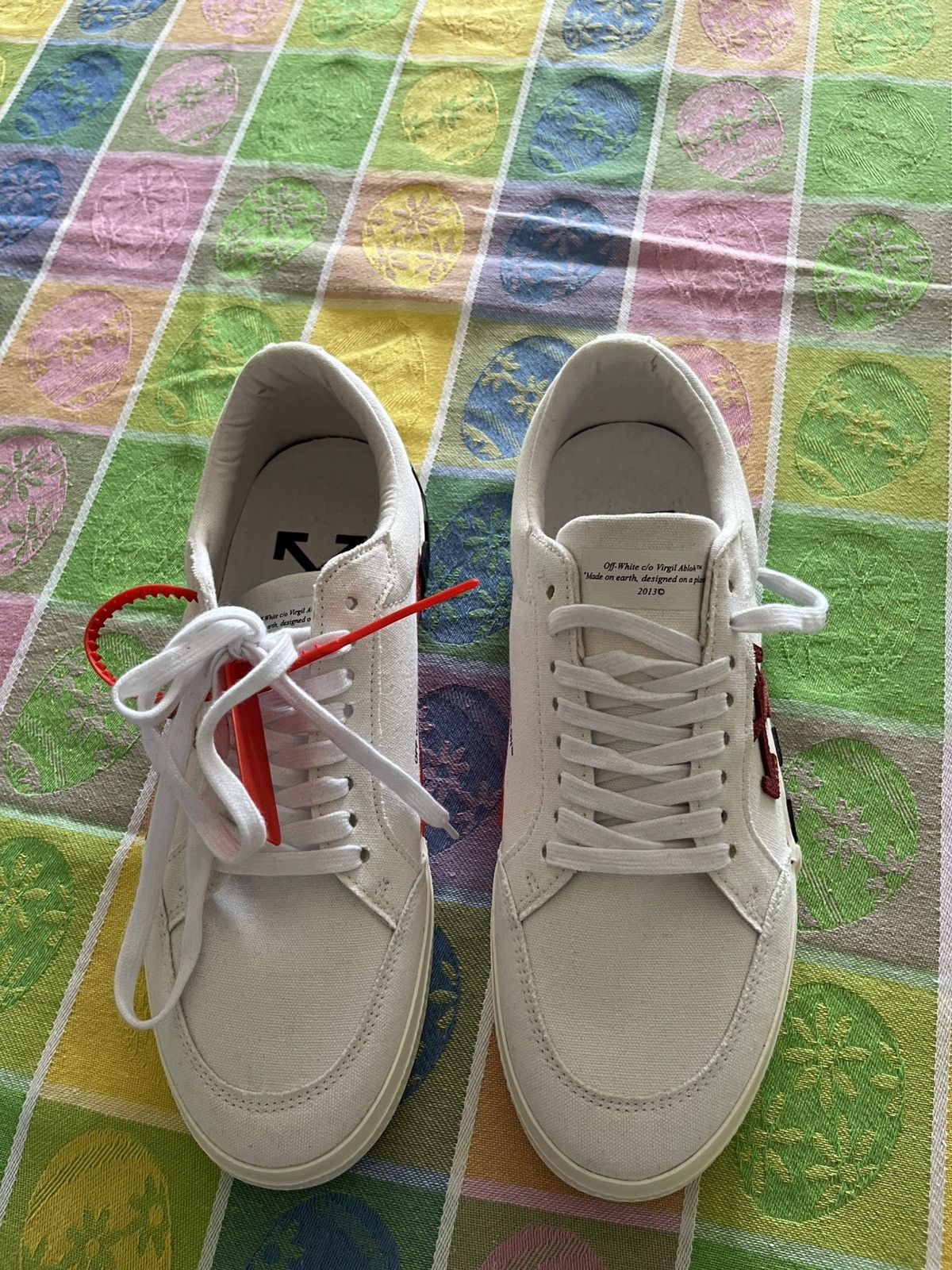 Off-White Off- White Vulcanized Canvas Sneaker white/violet Size US 10.5 / EU 43-44 - 2 Thumbnail