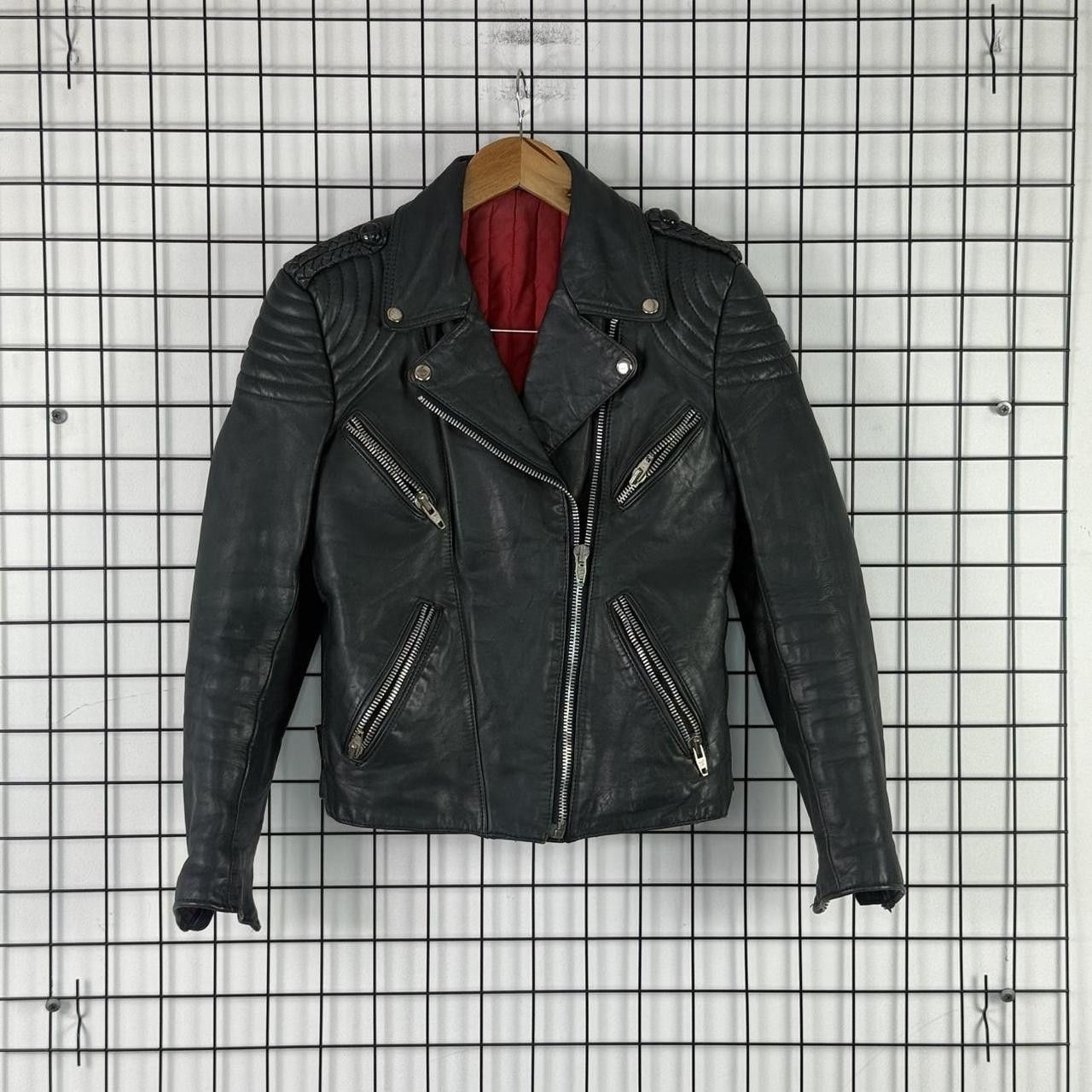 Vintage Real Leather Jacket Womans Cropped Fitted Vintage 2000s Size M / US 6-8 / IT 42-44 - 1 Thumbnail