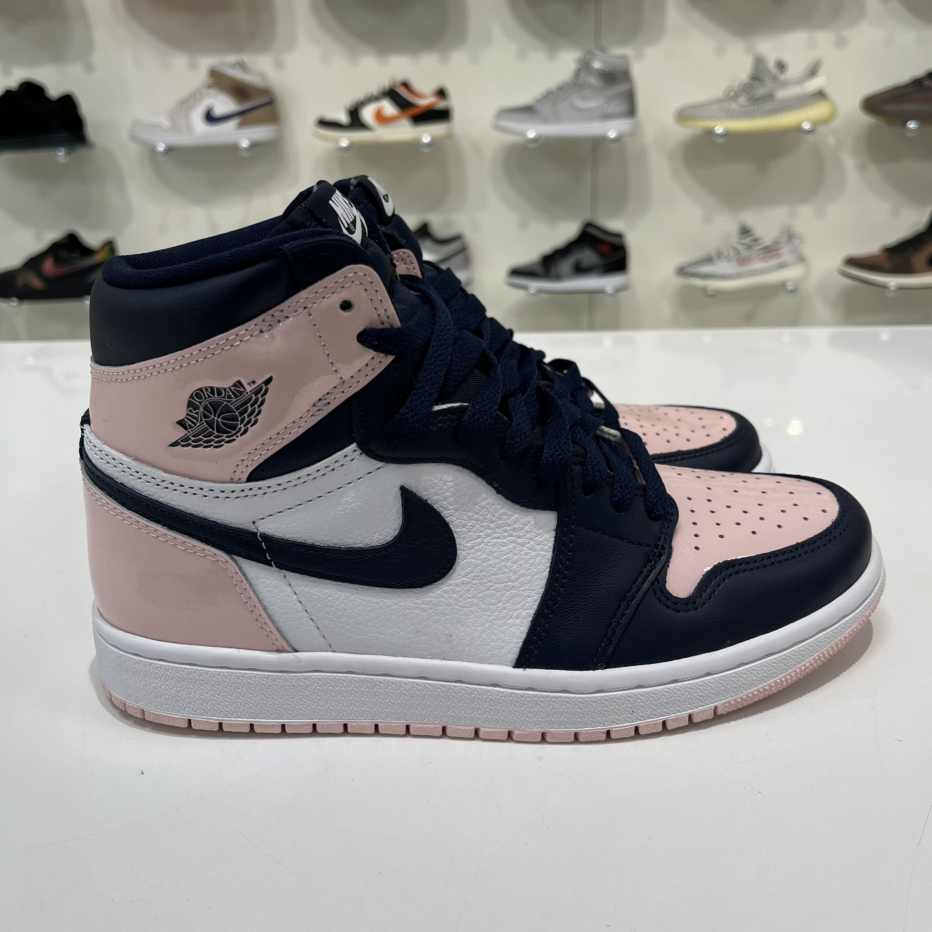 Nike Air Jordan 1 Retro High Og Atmosphere Size US 6 / IT 36 - 4 Thumbnail