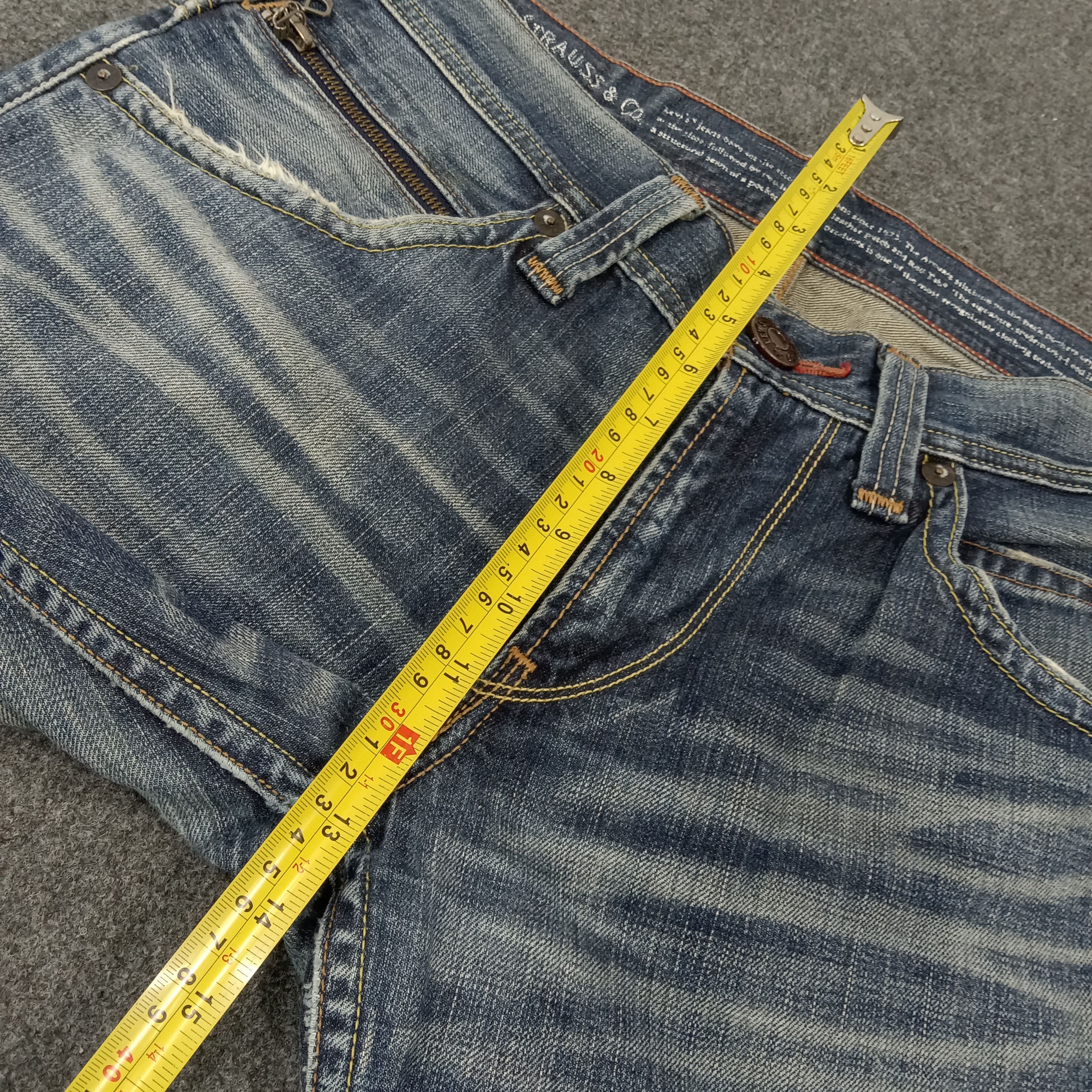 Levi's × Vintage Levi's American Distressed Style Grunge Denim Jeans Size US 33 - 10 Thumbnail