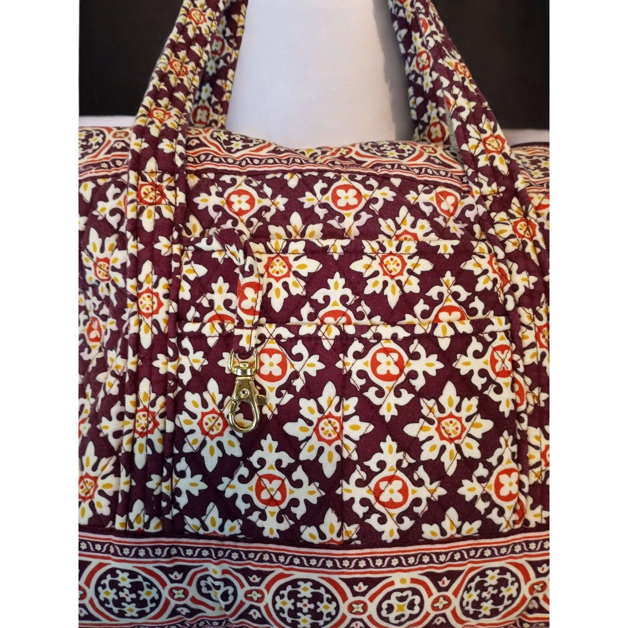 Other Vera Bradley Maroon Medallion Tote Size ONE SIZE - 2 Thumbnail