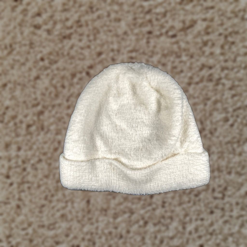 Vintage Beanie Beanie Women White Knit Polyester Blend Fuzzy Snow Ski Size ONE SIZE - 1 Thumbnail