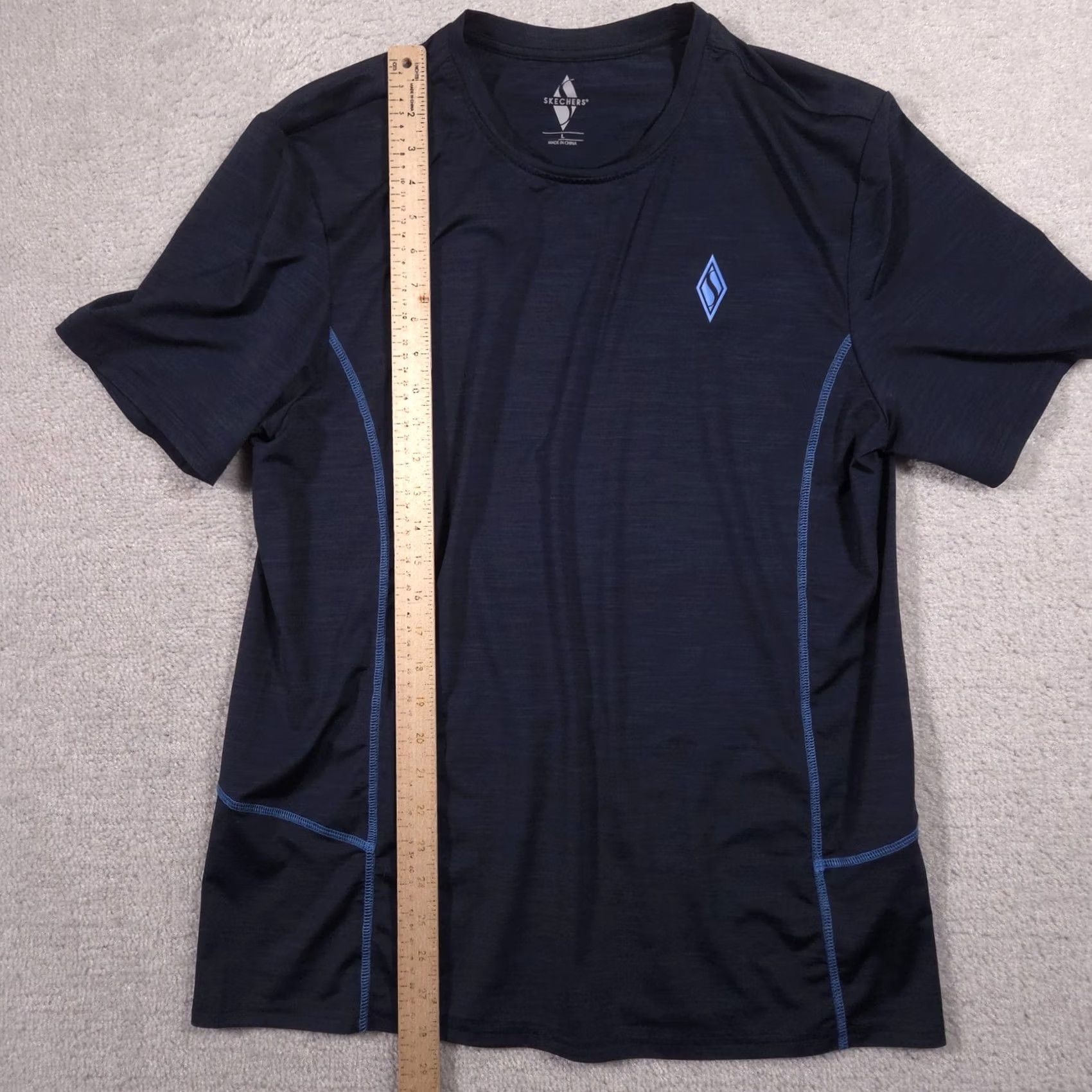 SKECHERS Skechers Shirt Mens Large Blue Lightweight Athletic Performance Crew Tee Top Size US L / EU 52-54 / 3 - 7 Thumbnail