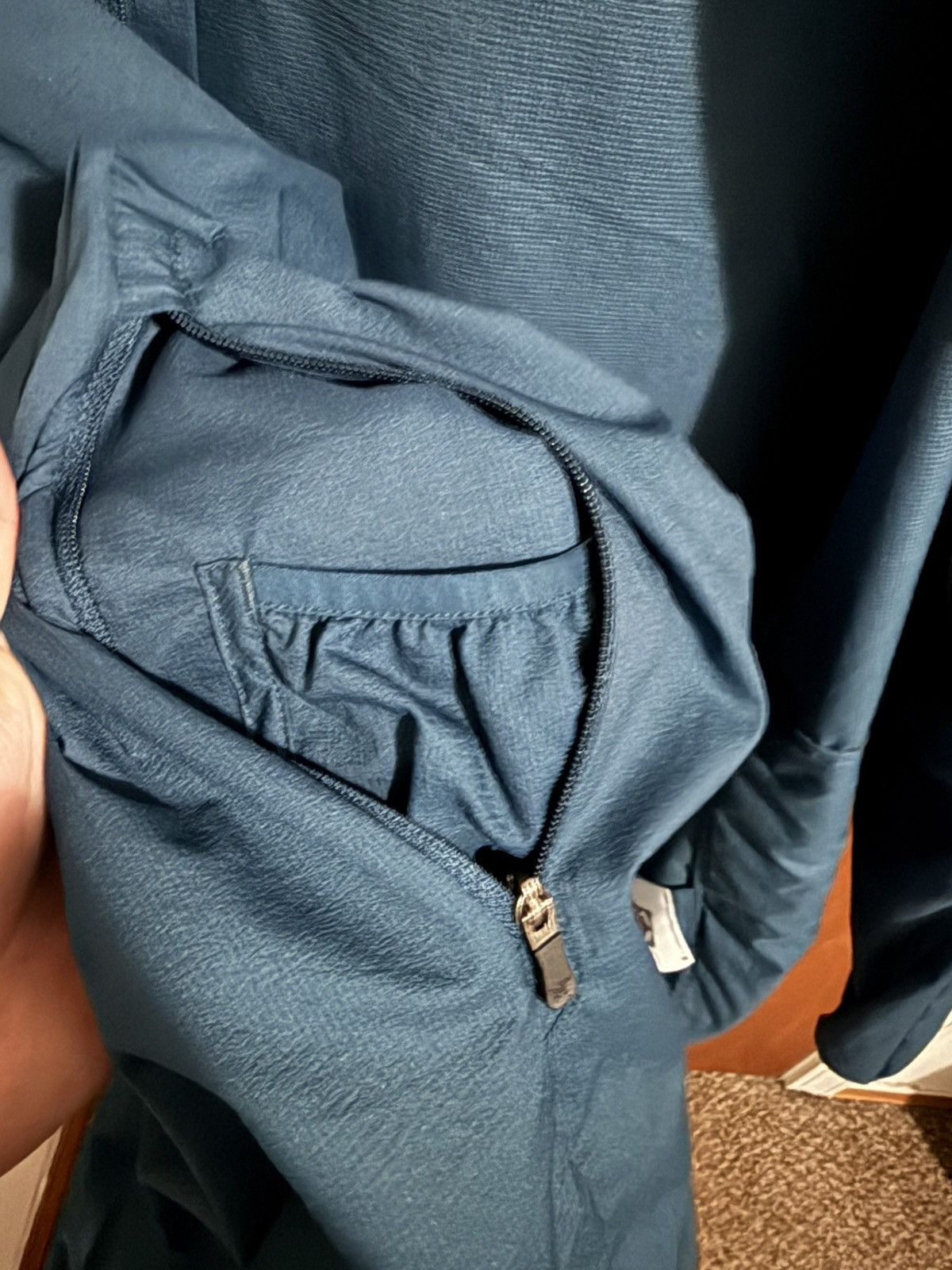 Arc'teryx Incendo Airshell Hoody Size US S / EU 44-46 / 1 - 8 Thumbnail