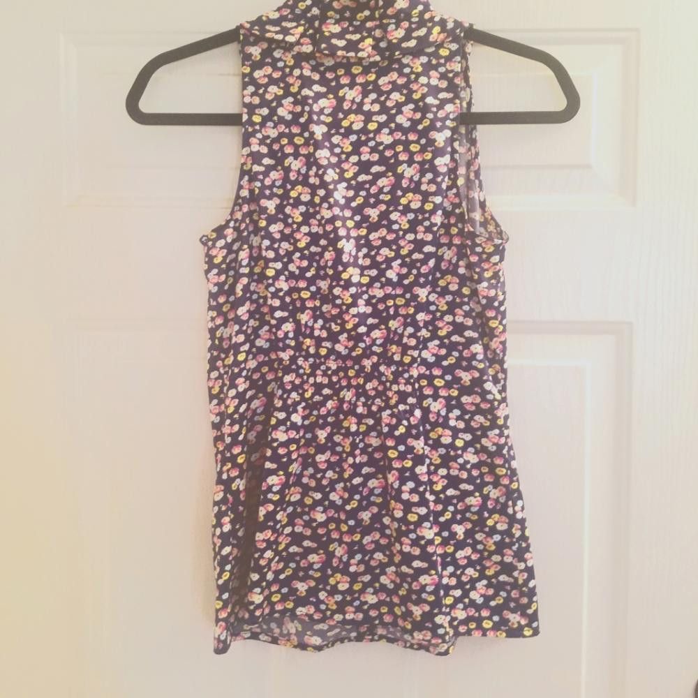 Designer The Limited Sleeveless Blouse Size XS Size XS / US 0-2 / IT 36-38 - 3 Thumbnail