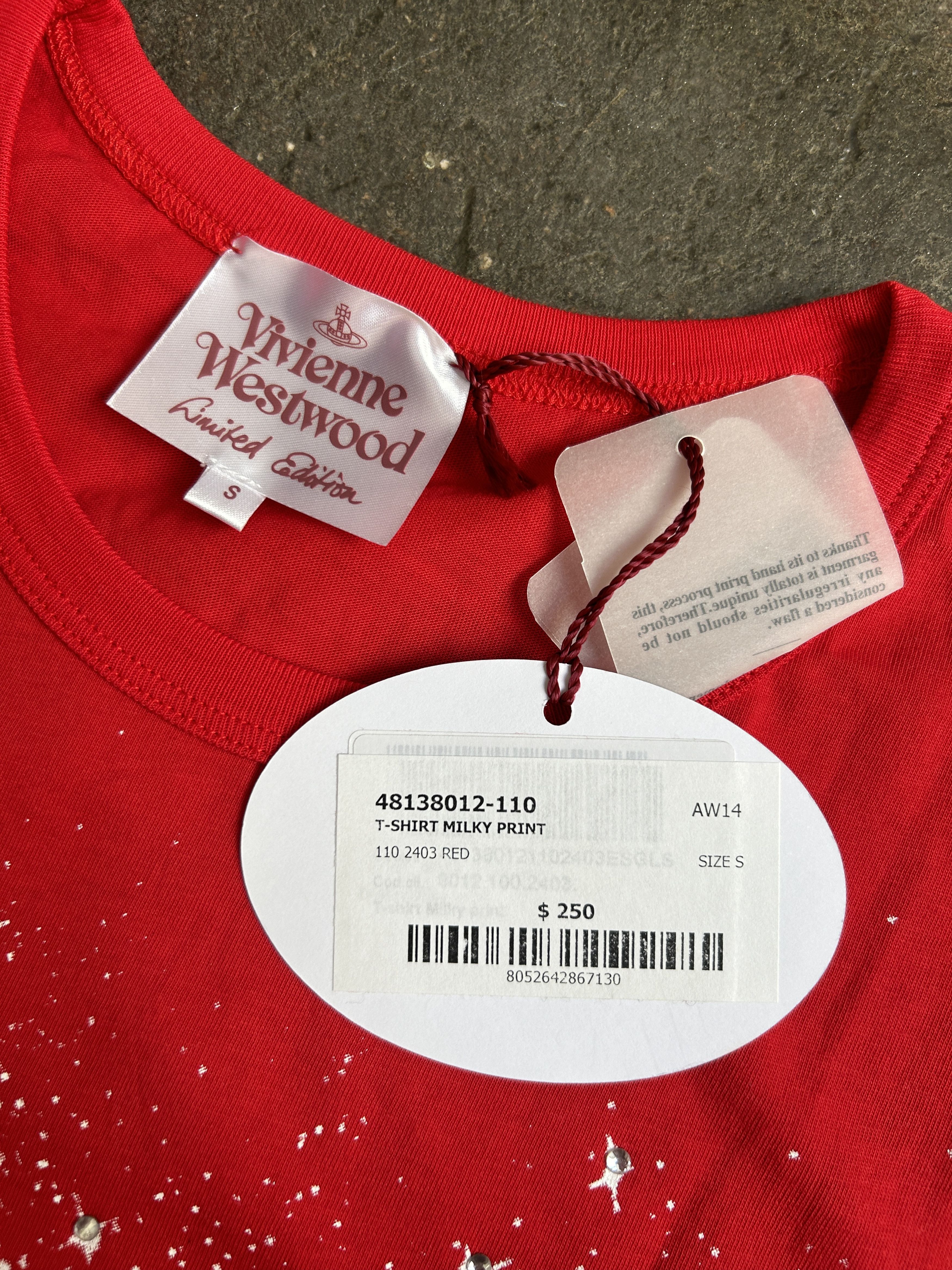 Vivienne Westwood LIMITED EDITION Hollywood Sign Vivienne Glitter Milky Shirt Size US S / EU 44-46 / 1 - 9 Thumbnail