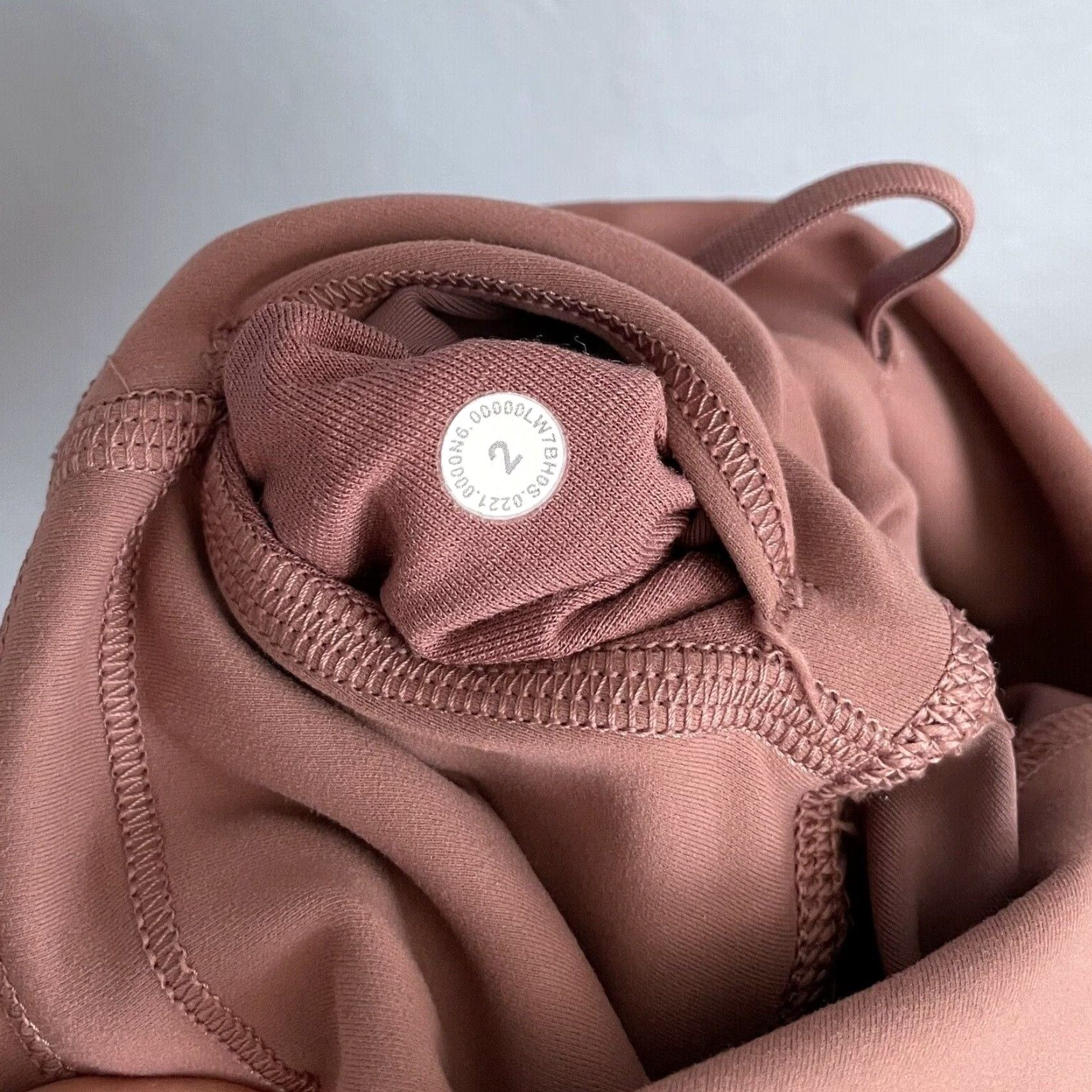 Lululemon Lululemon Wunder Train High Rise Short 8" Spiced Chai Size 2 EUC Women Pink Athletic Activewear Everlux 8" Inseam Womens 2 Size 26" / US 2 / IT 38 - 6 Thumbnail