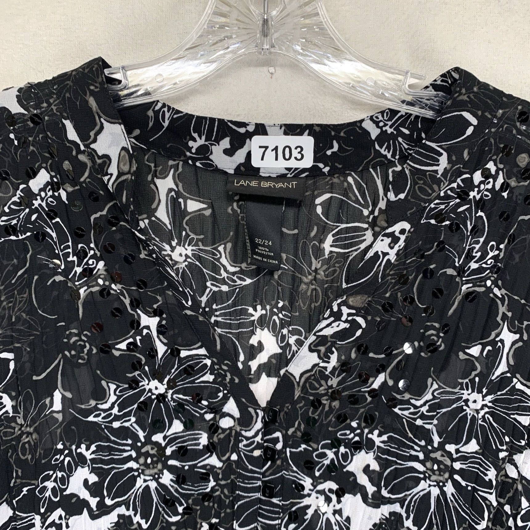 Vintage Lane Bryant Blouse Shirt 22 Black All Over Flower Print Sheer Rhinestone 3/4 Sleeve V-Neck Pullover Womens Size 3XL / US 20-22 - 3 Thumbnail