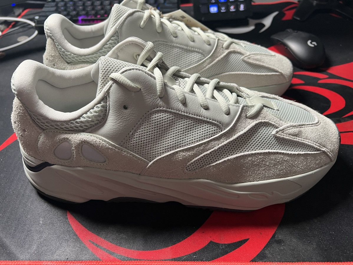 Yeezy Yeezy Boost 700 Size US 13 / EU 46 - 7 Thumbnail