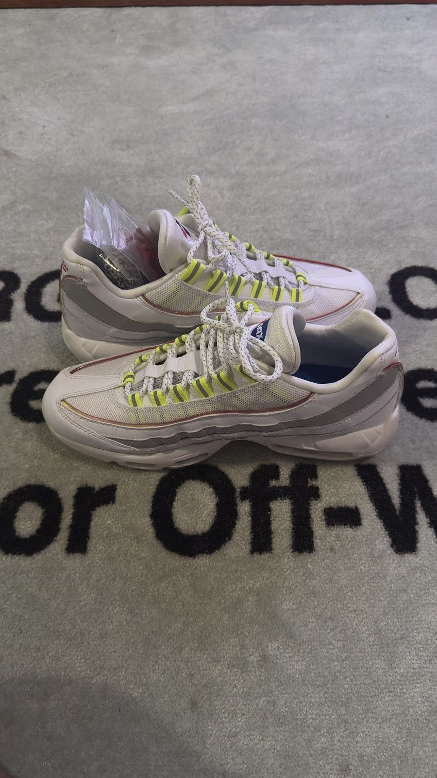 Nike Airmax 95 De Lo Mio Size US 10 / EU 43 - 3 Thumbnail