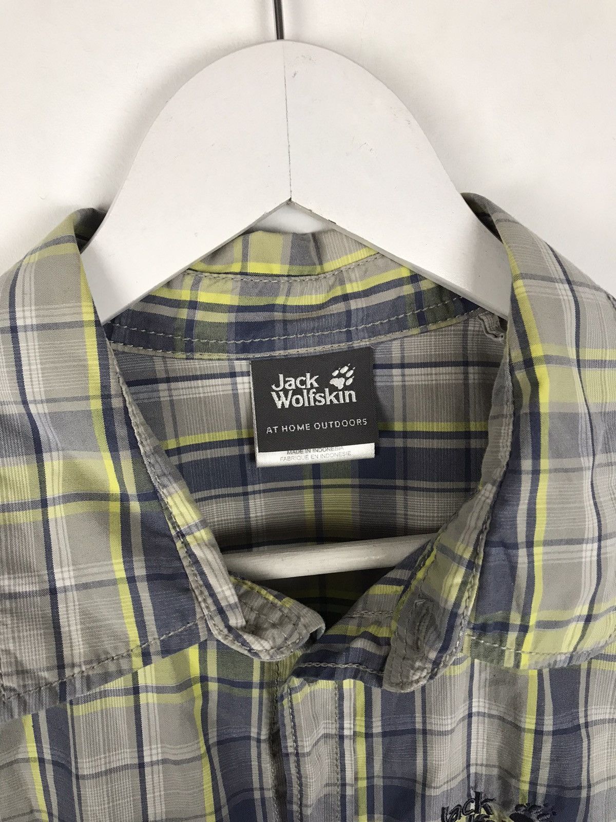 Jack Wolfskin Men’s M/50,Jack Wolfskin Quick Dry Short Sleeves Shirt,Activ Size US M / EU 48-50 / 2 - 6 Thumbnail
