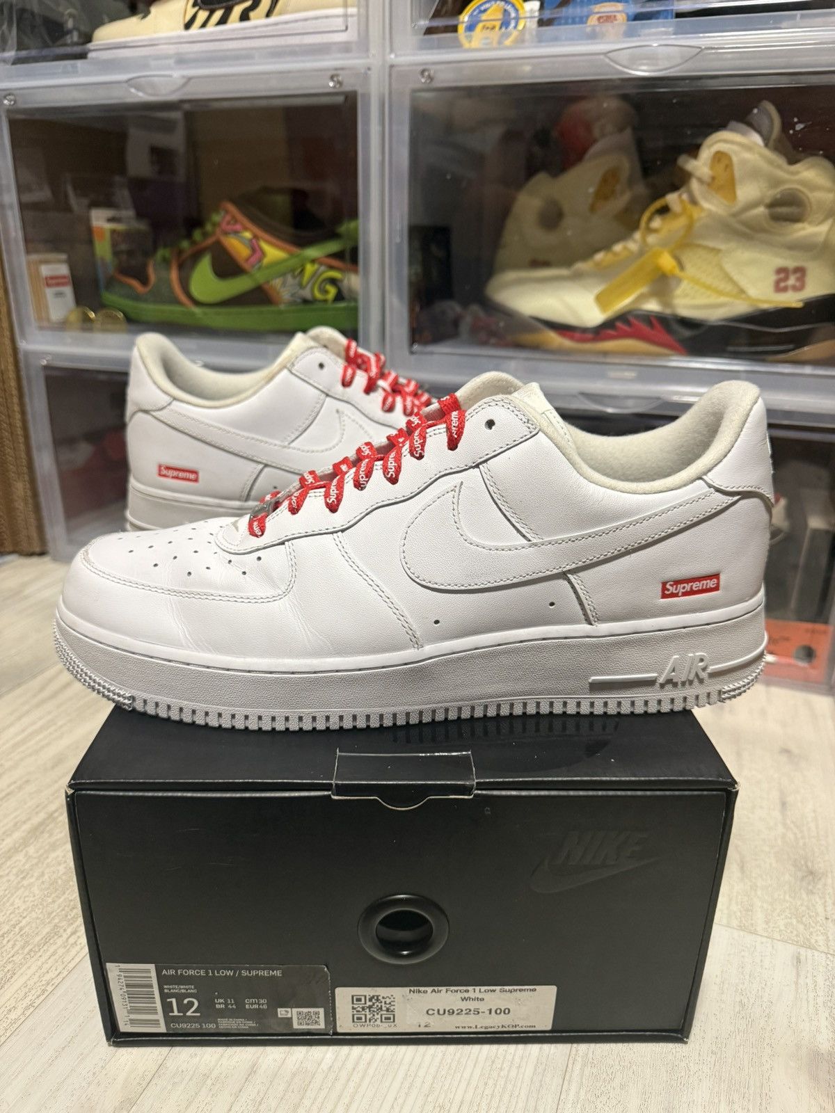 Nike × Supreme Nike Air Force 1 Low Supreme White Size US 12 / EU 45 - 1 Thumbnail