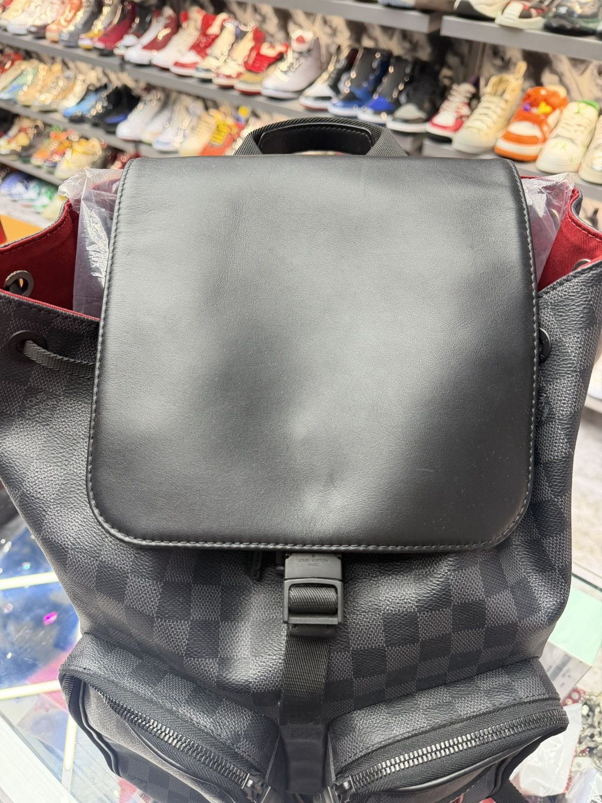 Louis Vuitton Louis Vuitton Damier Utility Backpack Size ONE SIZE - 4 Thumbnail