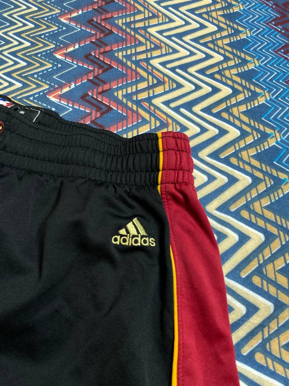 Adidas shorts logo Adidas x NBA Vintage Y2K sportwear Size US 34 / EU 50 - 4 Thumbnail