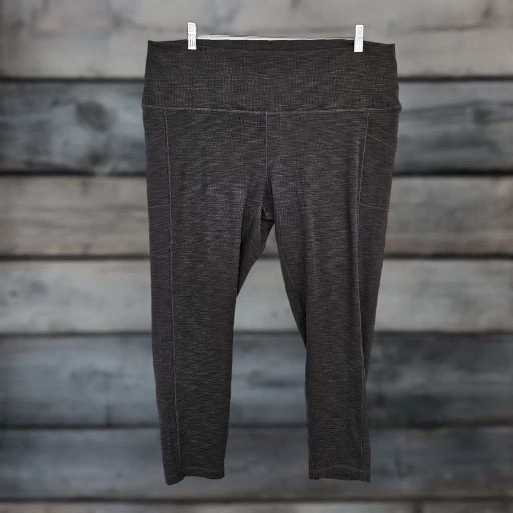 Prana VINTAGE Prana Womens Becksa 7/8 Leggings 3X Gray High Rise Pockets Cropped 3X Womens Size 40" / US 18 - 1 Thumbnail