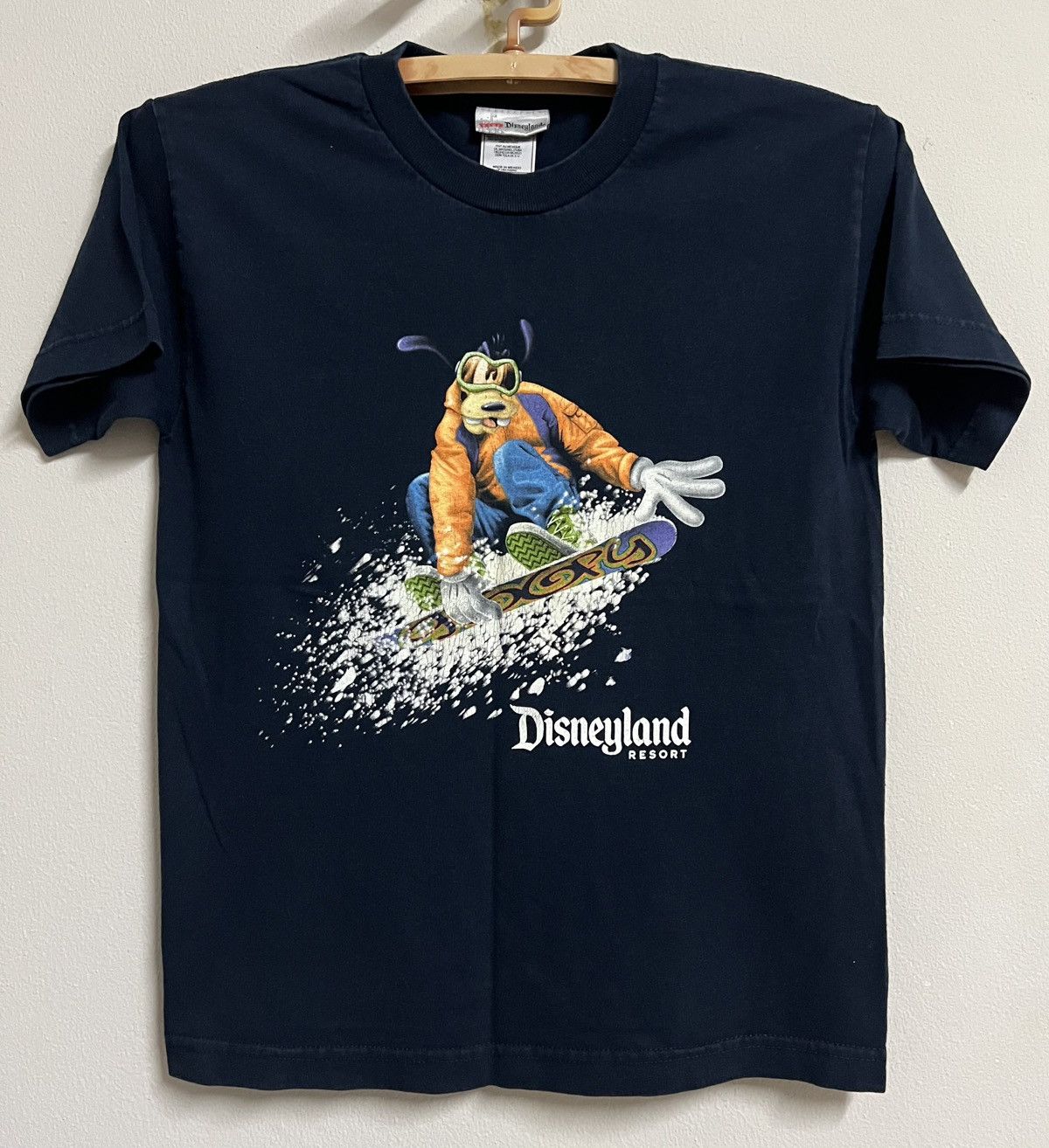 Disney Vintage Kids Disneyland Goofy Snowboard Tee Black M Size US M / EU 48-50 / 2 - 2 Thumbnail