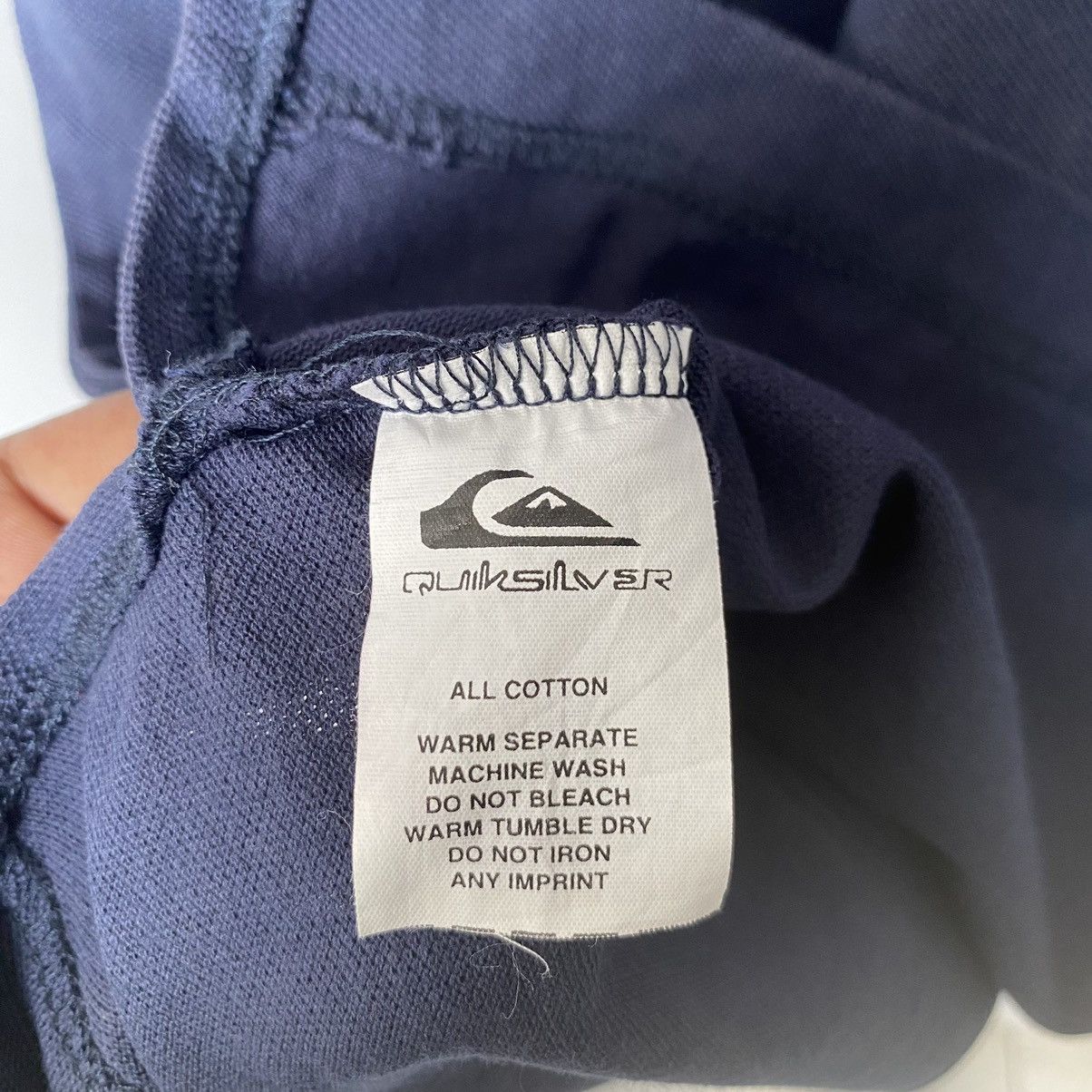 Quiksilver Thrashed Faded Vintage 90s Quiksilver Australia Surf ERD TEE Size US XL / EU 56 / 4 - 11 Thumbnail