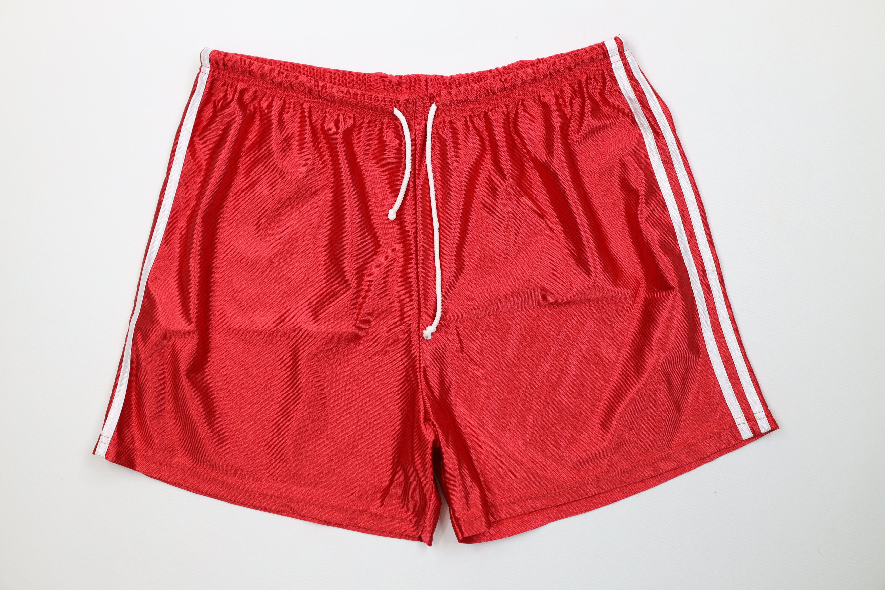 Vintage Vintage 90s Streetwear Striped Basketball Shorts Red Size 32" / US 10 / IT 46 - 1 Thumbnail