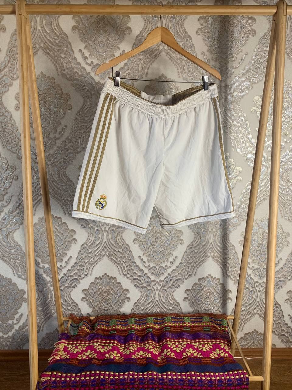 Adidas Vintage Adidas FC Real Madrid Spain Soccer Jersey Y2K 90s Size US L / EU 52-54 / 3 - 1 Thumbnail