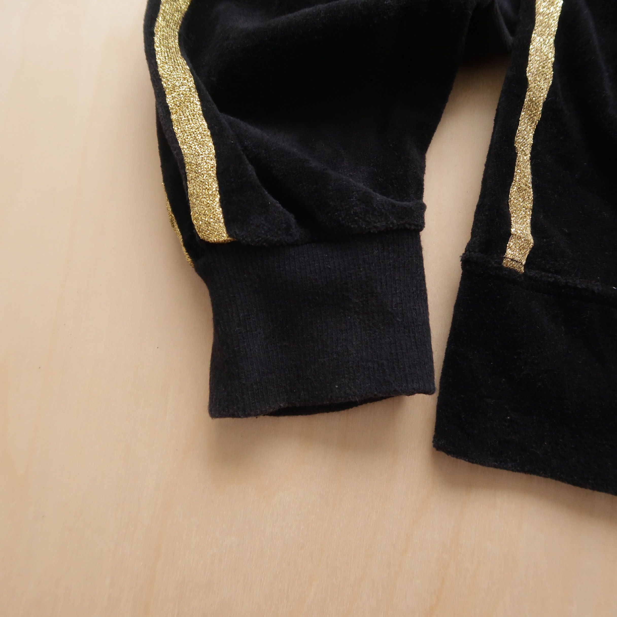 Japanese Brand 2000s Playboy Track Jacket Velvet Gold Tapped Size L / US 10 / IT 46 - 9 Thumbnail