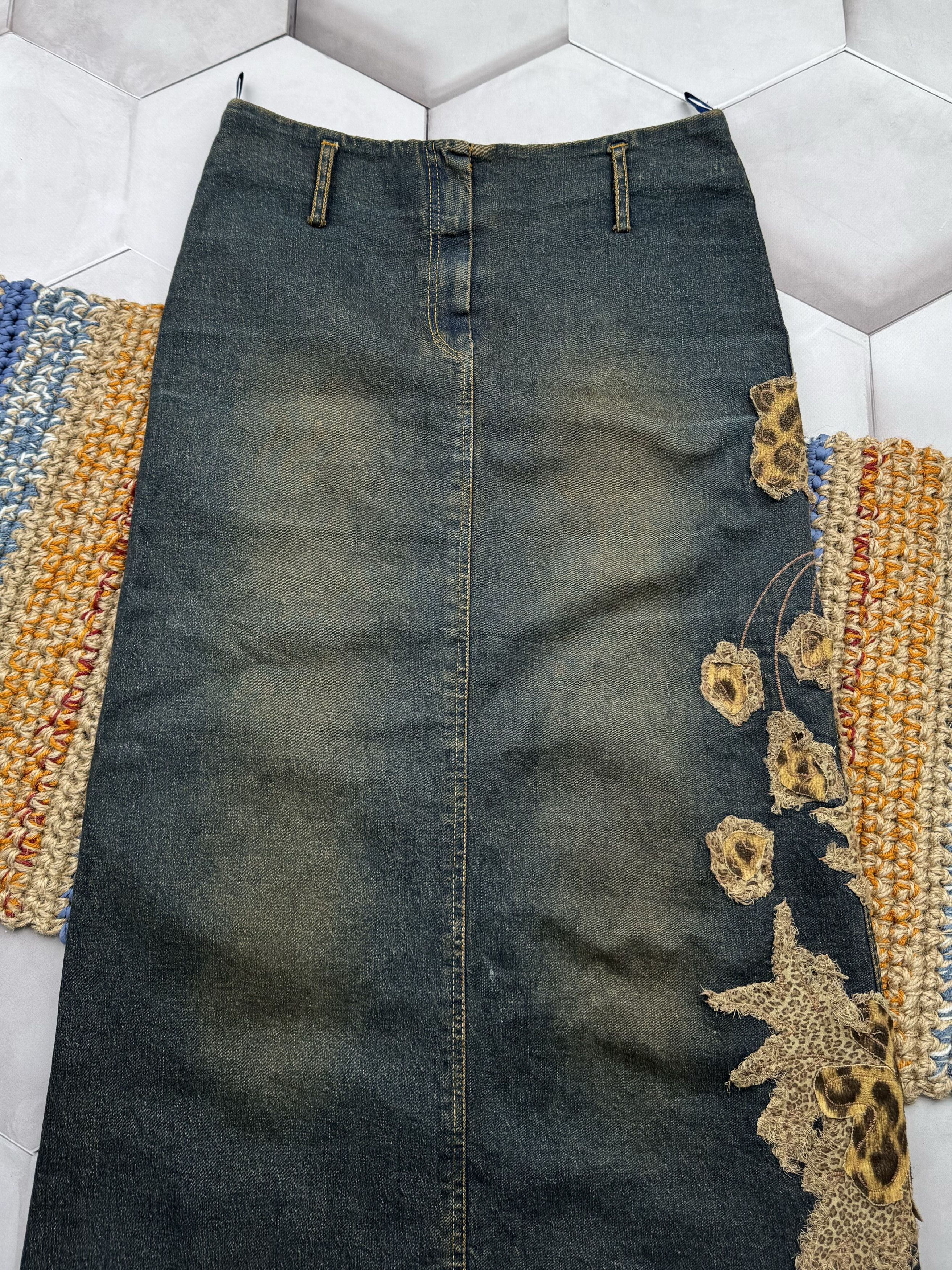 Japanese Brand Vintage Faded Skirt (E4) Size 27" / US 4 / IT 40 - 2 Thumbnail