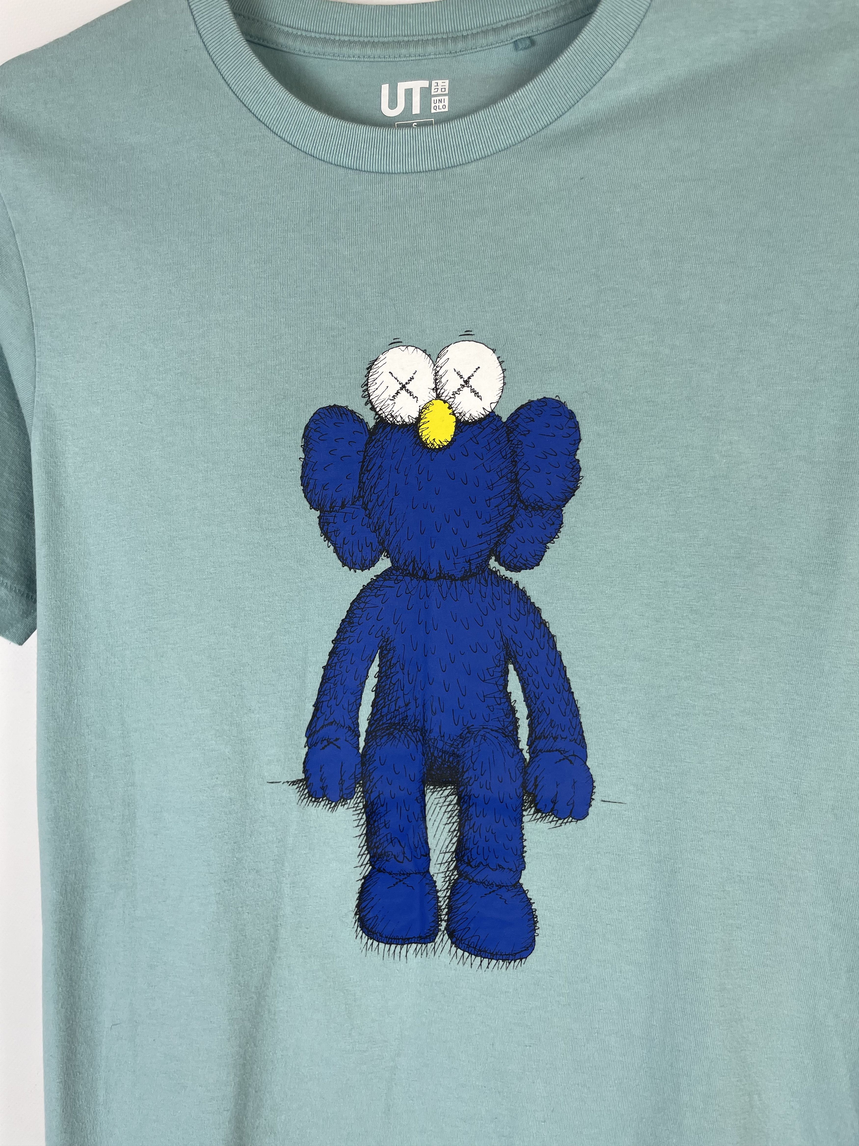 Kaws × Uniqlo Rare Kaws x Uniqlo Baby Blue T-Shirt Size US S / EU 44-46 / 1 - 4 Thumbnail