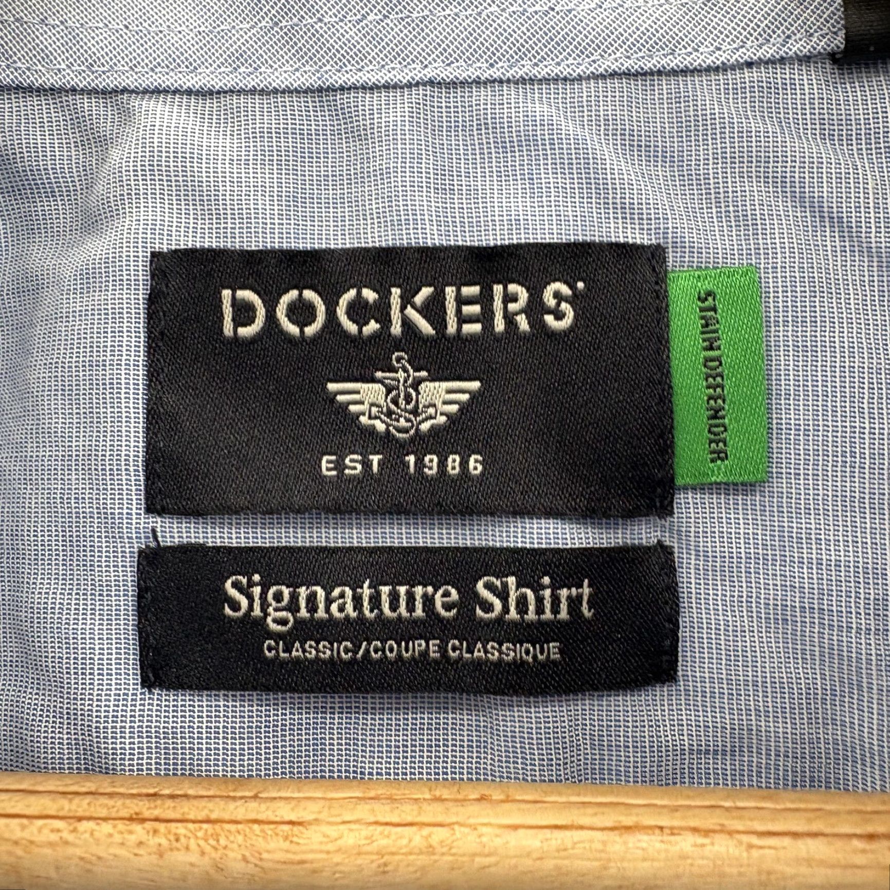 Dockers Dockers Dress Shirt Mens Large Blue Gingham Classic Fit Stain Defender Preppy Size 42R - 4 Thumbnail