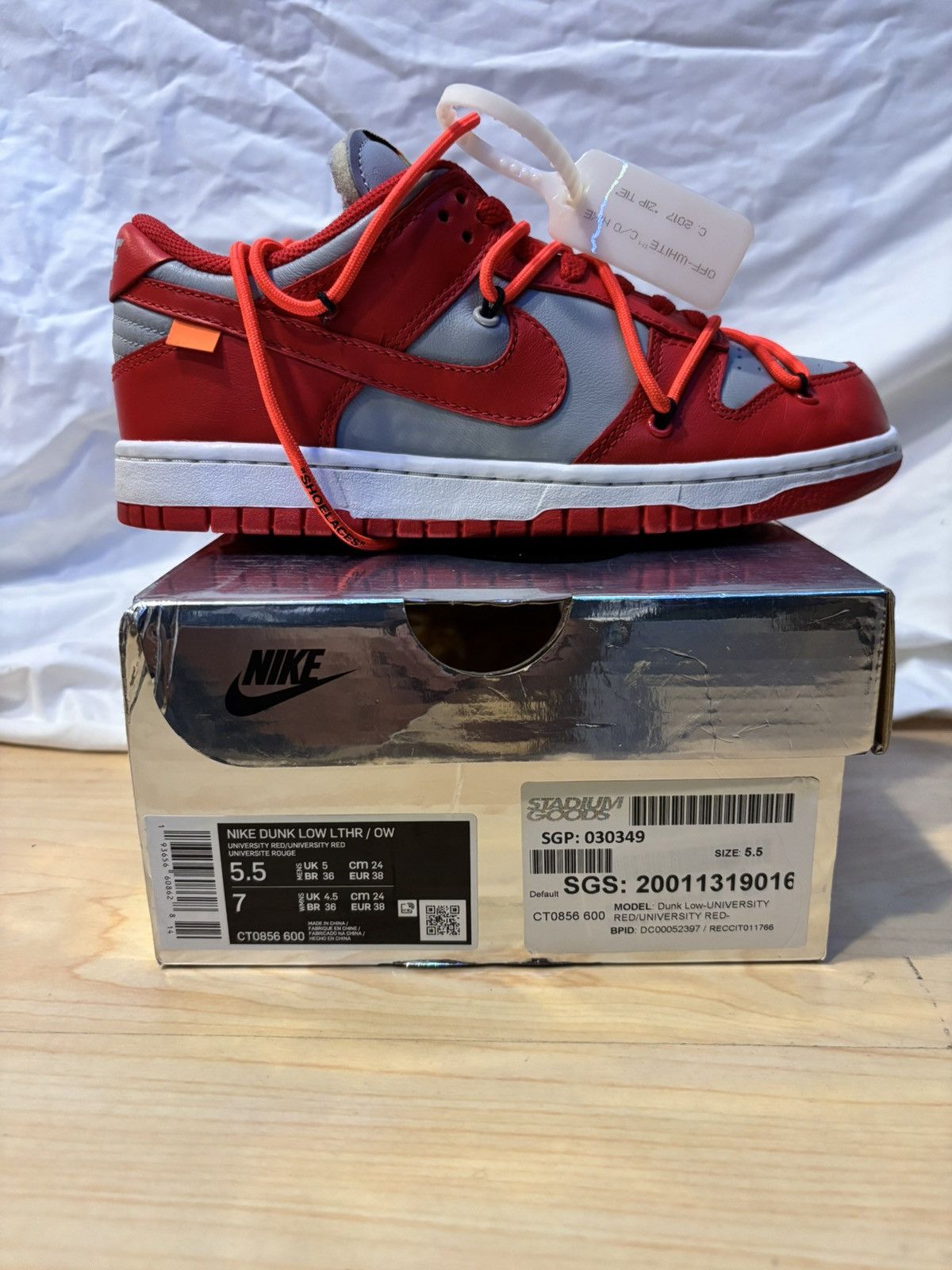 Nike × Off-White Off White Nike Dunk Low University Red size 5.5 Size US 5.5 / EU 38 - 1 Thumbnail