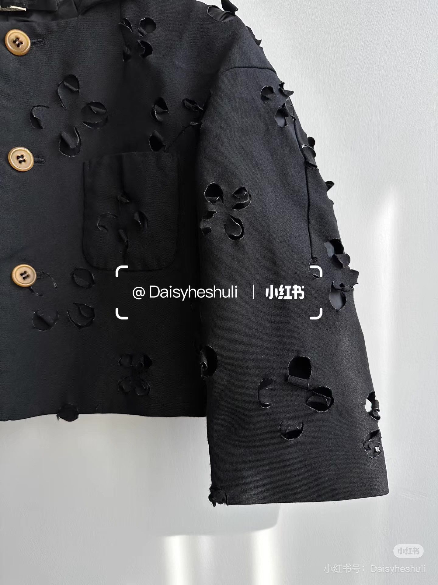 Comme des Garcons Comme des Garçons Comcom Petal Hollow-out Cropped Jacket。Ｑ24 Size XS / US 0-2 / IT 36-38 - 3 Thumbnail