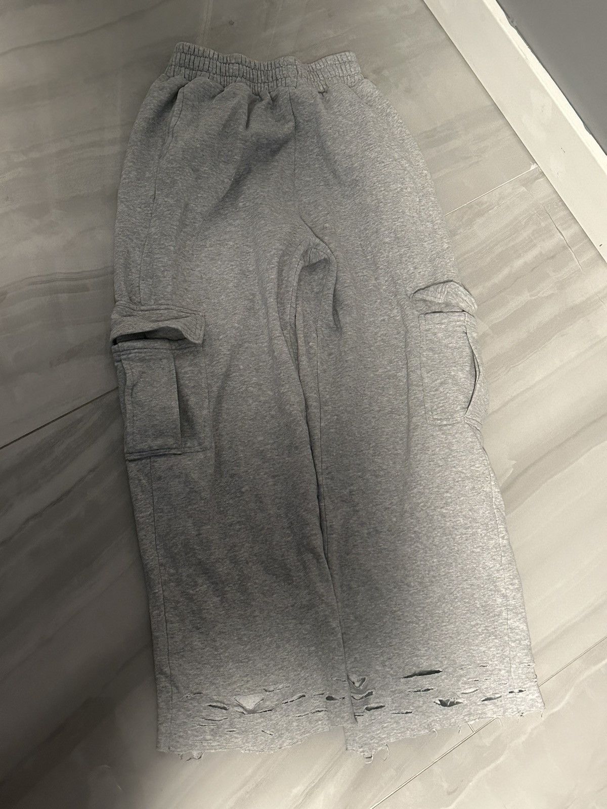 Vintage BAGGY THRASHED CARGO SWEATPANTS Size US 31 - 1 Thumbnail