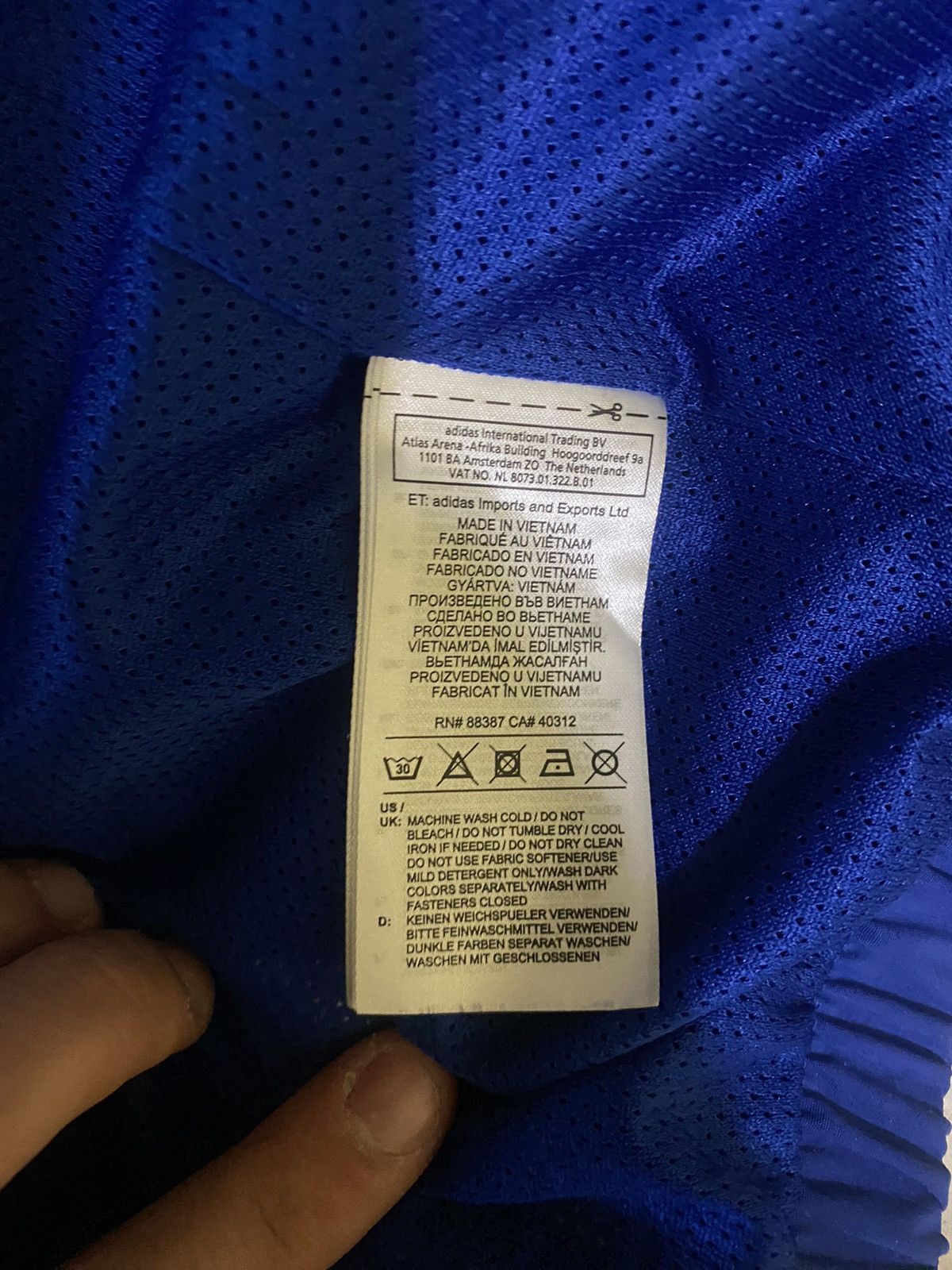 Adidas × Vintage Adidas Vintage Size US M / EU 48-50 / 2 - 2 Thumbnail