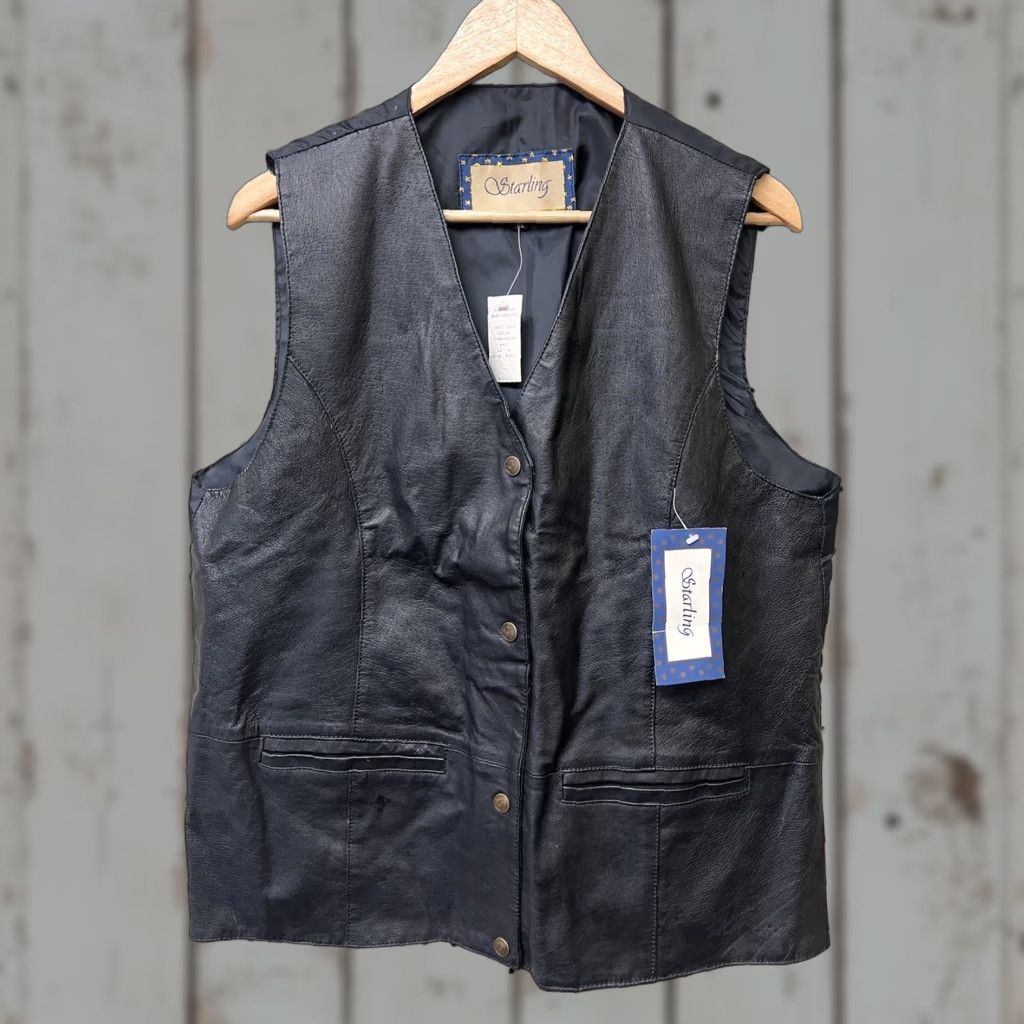 Vintage VINTAGE Starling Black Leather Vest Mens XL Motorcycle Jacket Sleeveless V-Neck Snap Pocket 90s Biker Riding Christmas? Size US XL / EU 56 / 4 - 1 Thumbnail