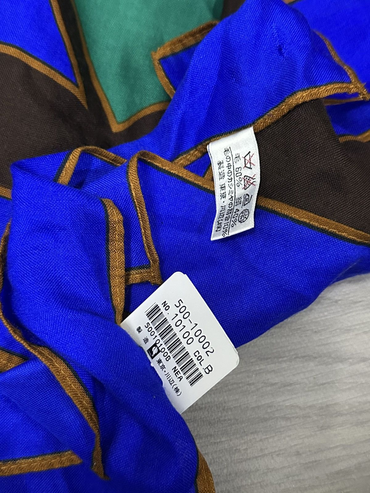 Yves Saint Laurent Vintage Yves Saint Laurent Fourlads Silk Scarves (Big Size) Size ONE SIZE - 9 Thumbnail