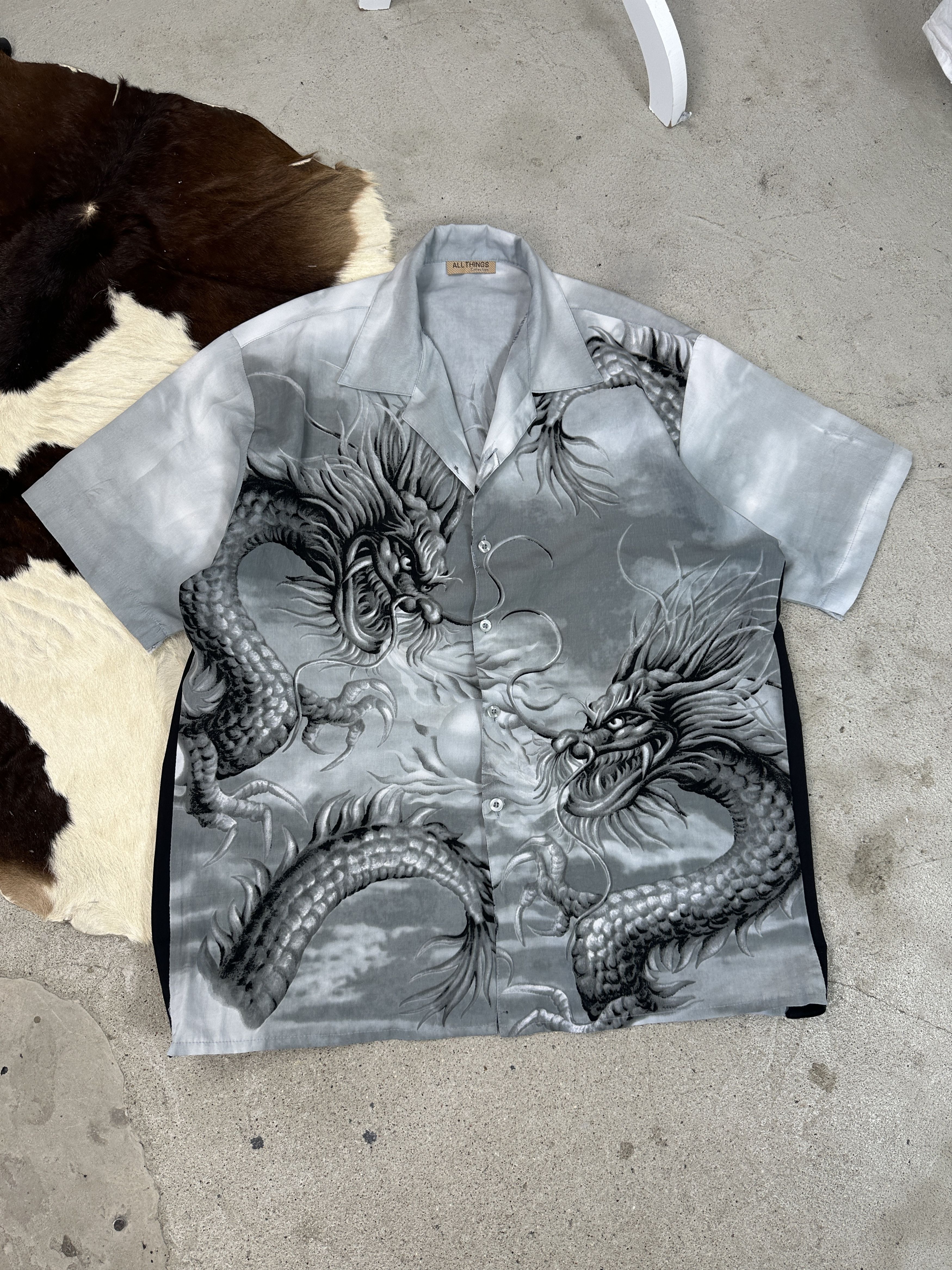 Vintage Vintage Streetwear Skater Hip hop Dragons Summer Shirt 00s Size US XL / EU 56 / 4 - 1 Thumbnail