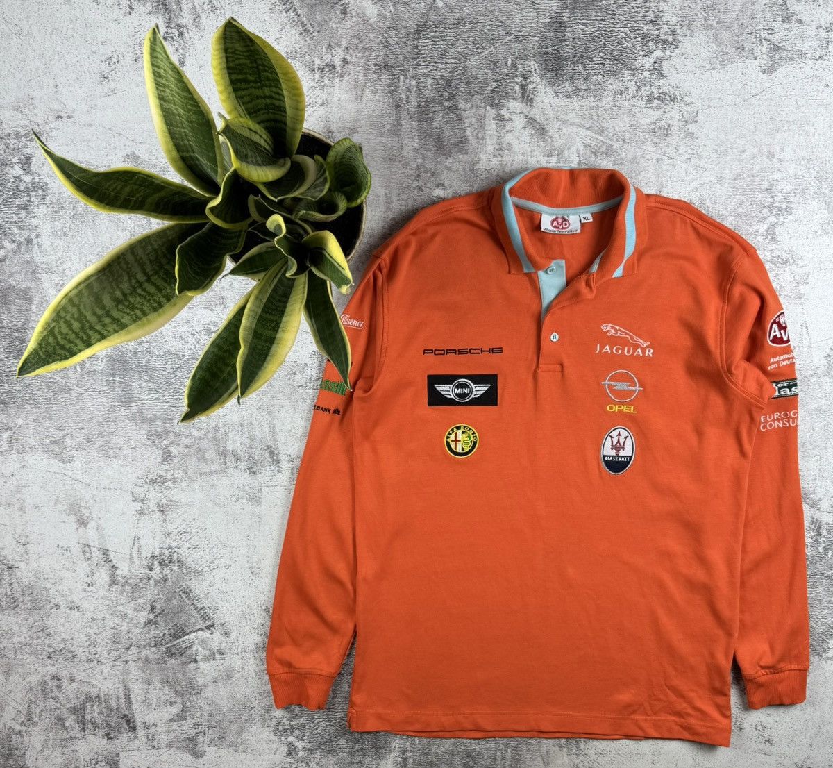 Vintage AVD Porsche Jaguar Maserati 2009 XL Grand Prix Racing T Shirt Long Sleeve Orange Size US XL / EU 56 / 4 - 1 Thumbnail
