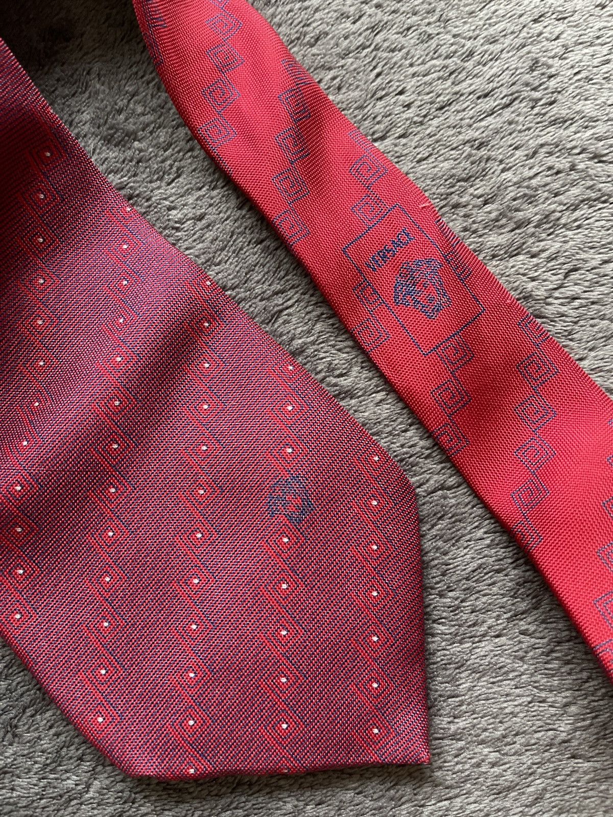 Versace × Vintage Gianni Versace Tie silk Size ONE SIZE - 4 Thumbnail